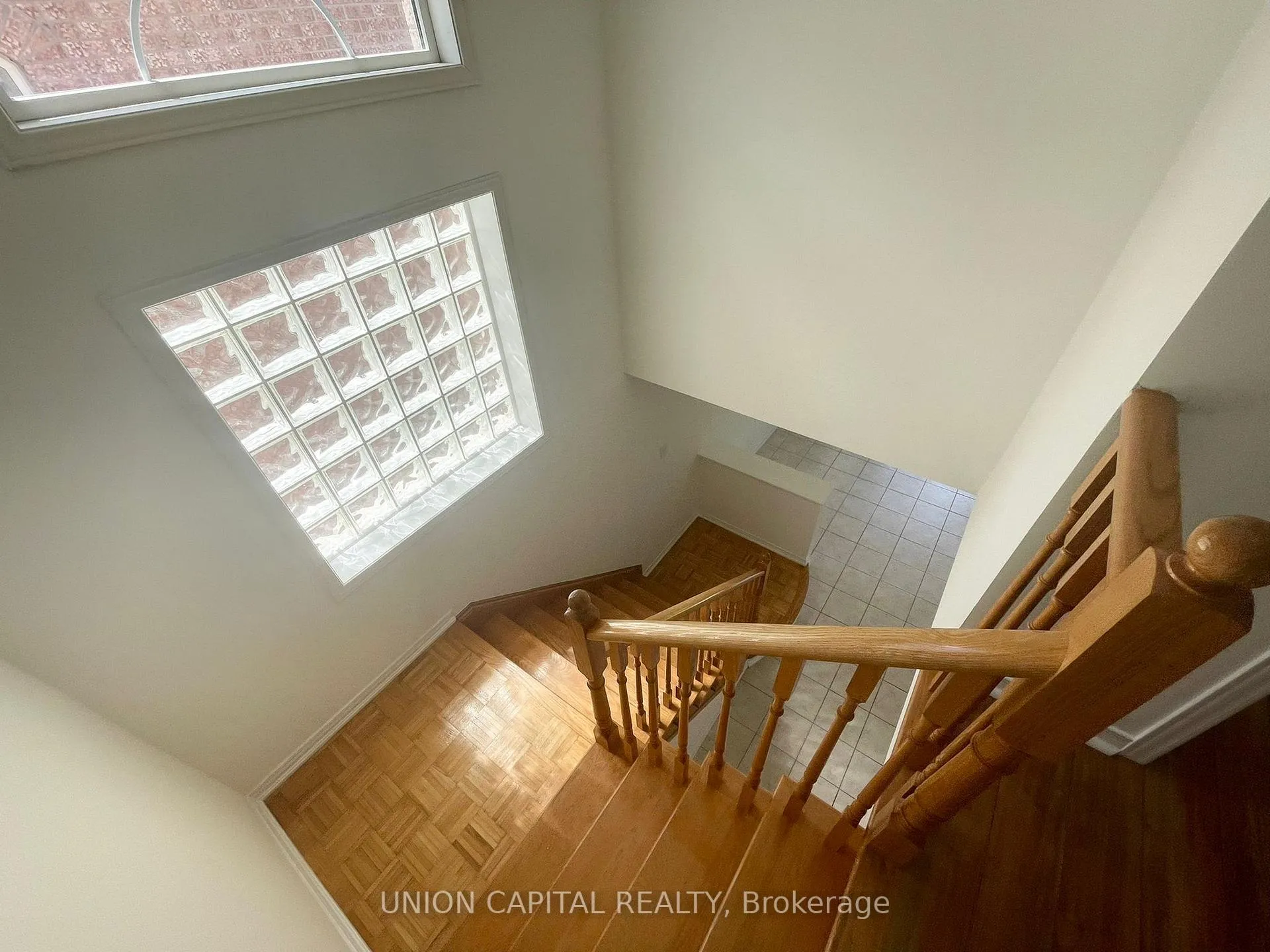 Photo 8 of 91 Starr Crescent, Aurora, Bayview Wellington — HOMEH