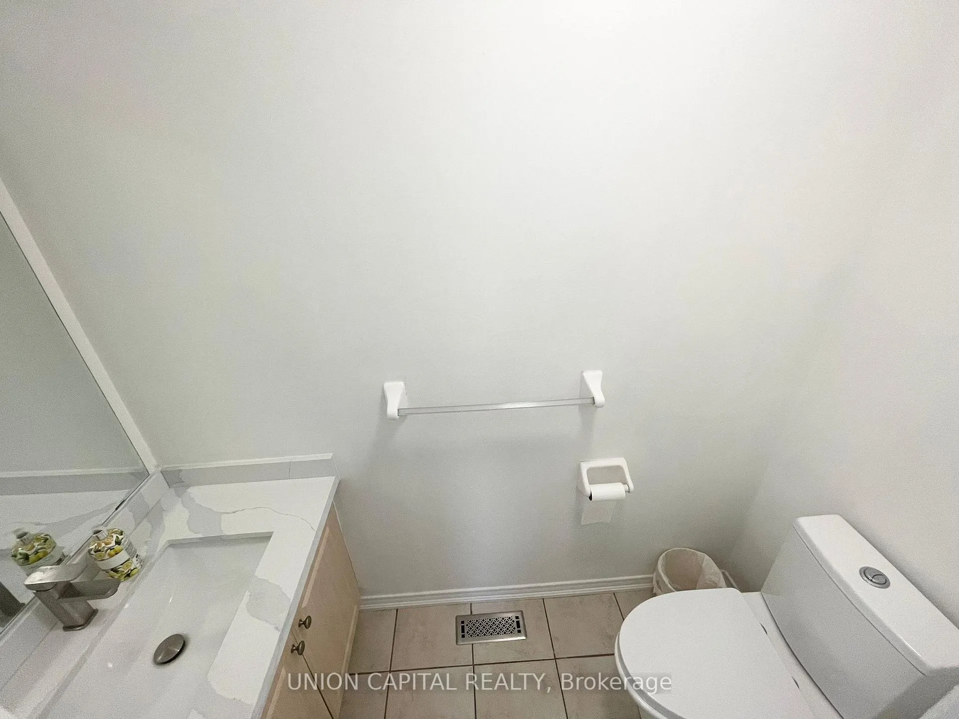Photo 19 of 91 Starr Crescent, Aurora, Bayview Wellington — HOMEH