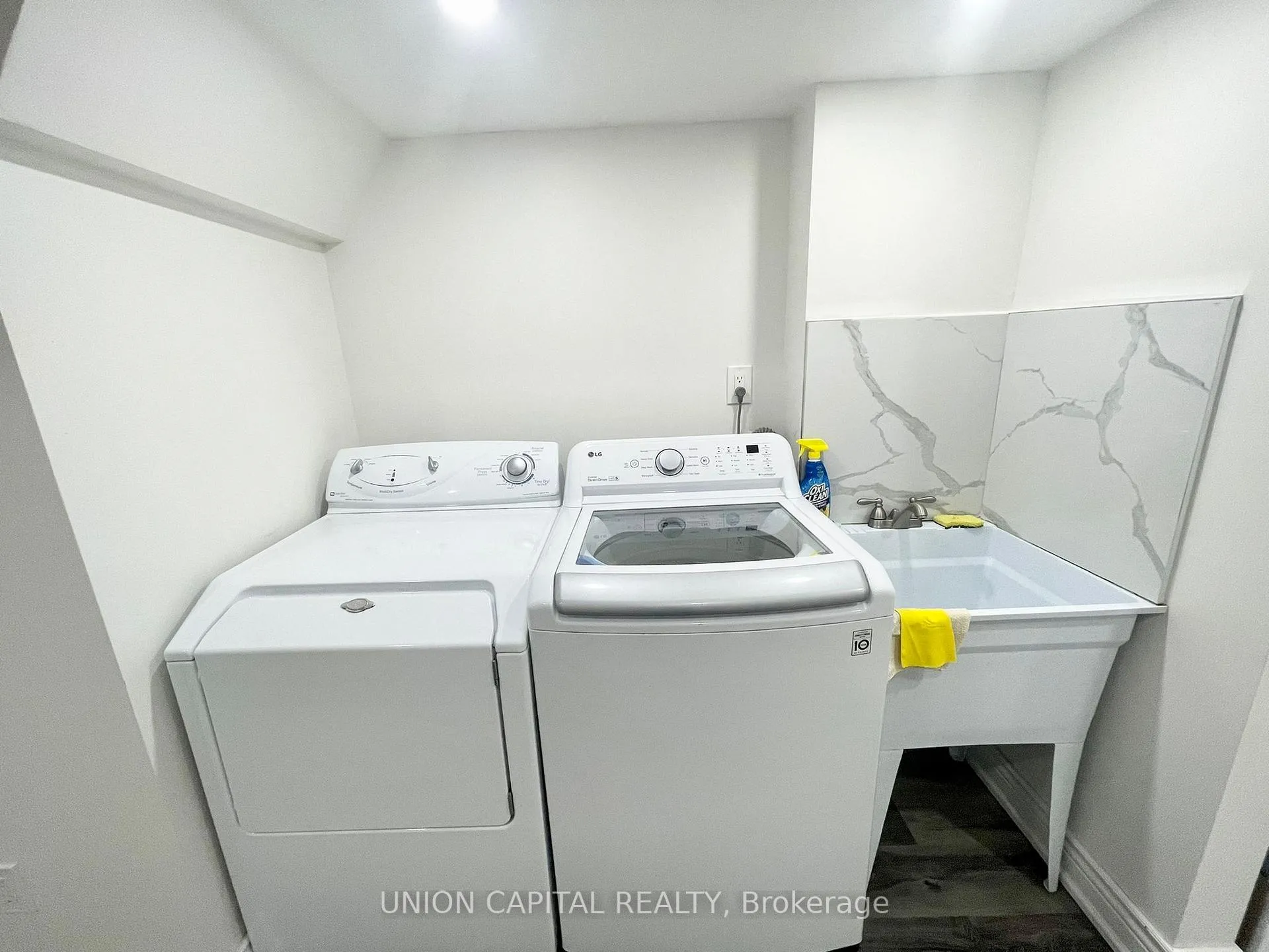 Photo 30 of 91 Starr Crescent, Aurora, Bayview Wellington — HOMEH