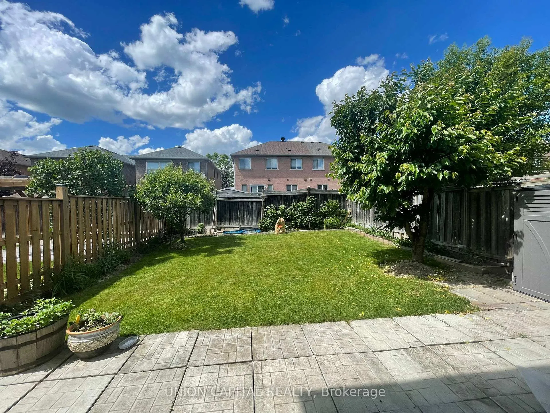 Photo 32 of 91 Starr Crescent, Aurora, Bayview Wellington — HOMEH