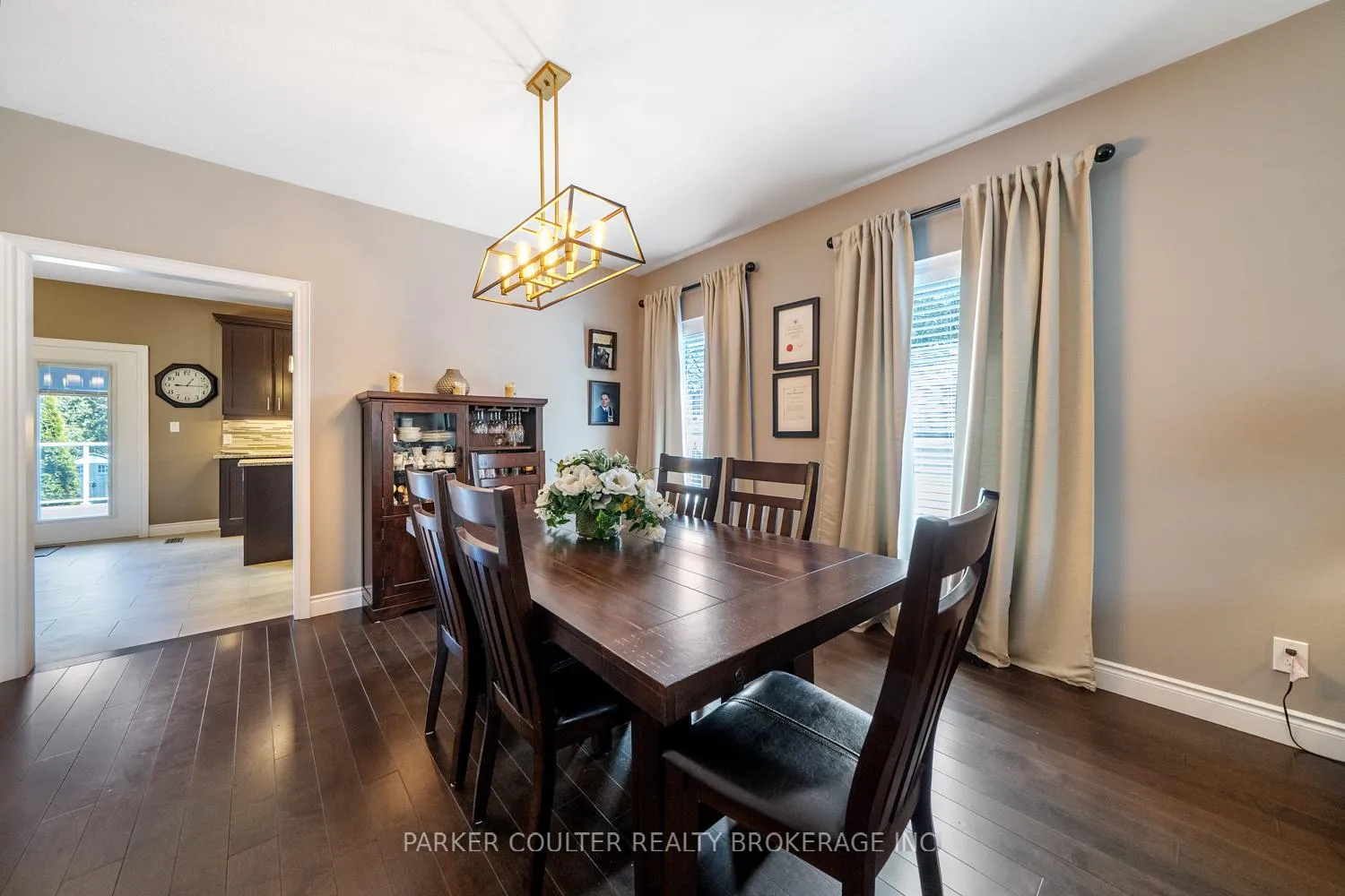 Photo 9 of 3213 Beach Avenue, Innisfil, Rural Innisfil — HOMEH