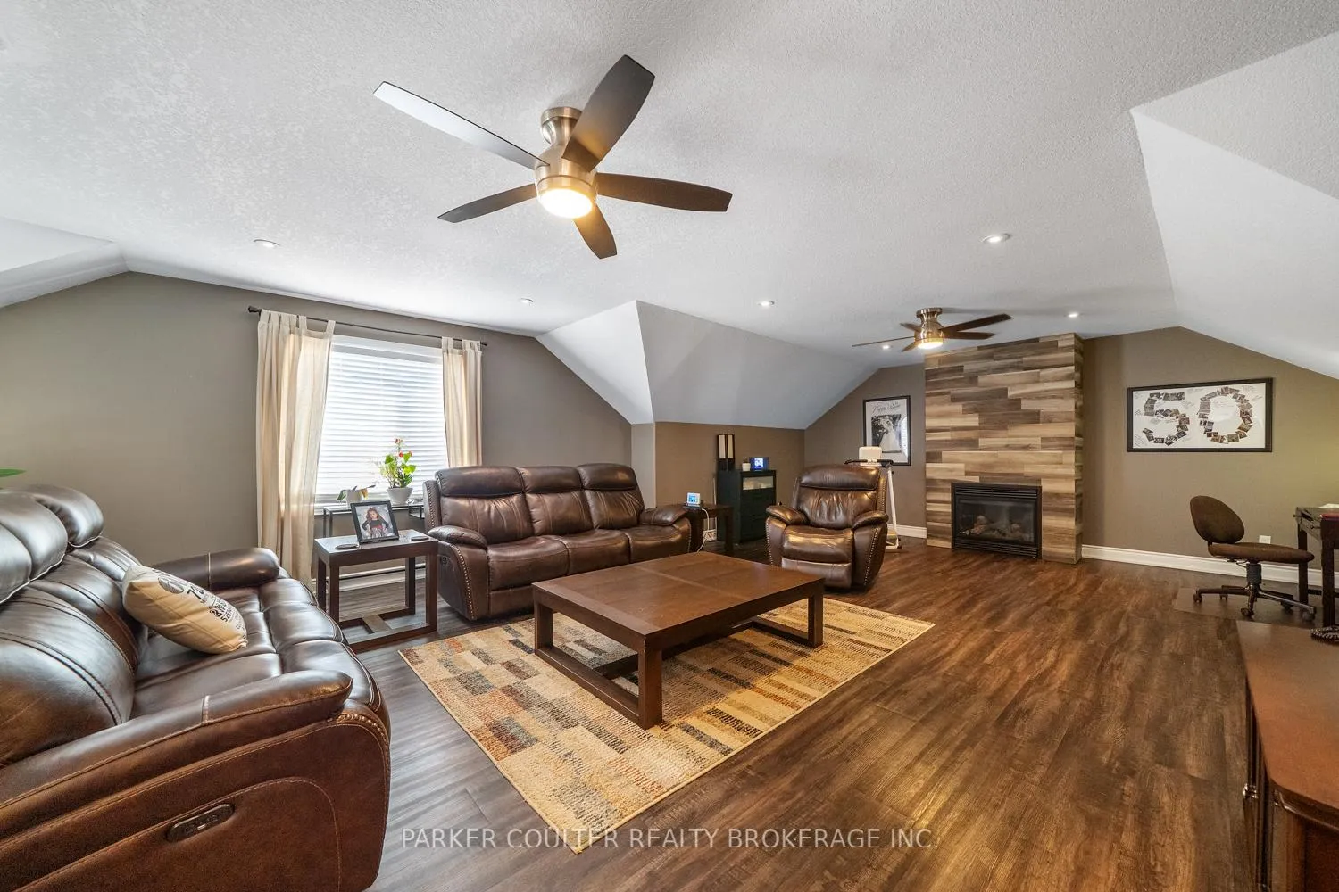 Photo 34 of 3213 Beach Avenue, Innisfil, Rural Innisfil — HOMEH
