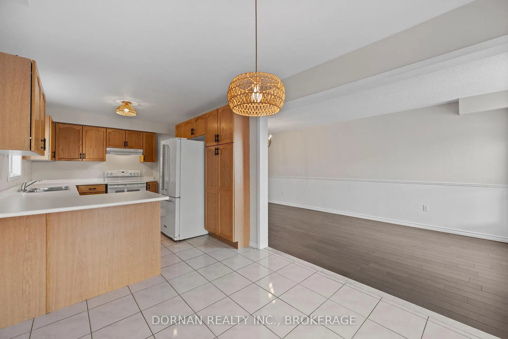 Photo 9 of 26 Candlebrook Drive, Whitby, Pringle Creek — HOMEH