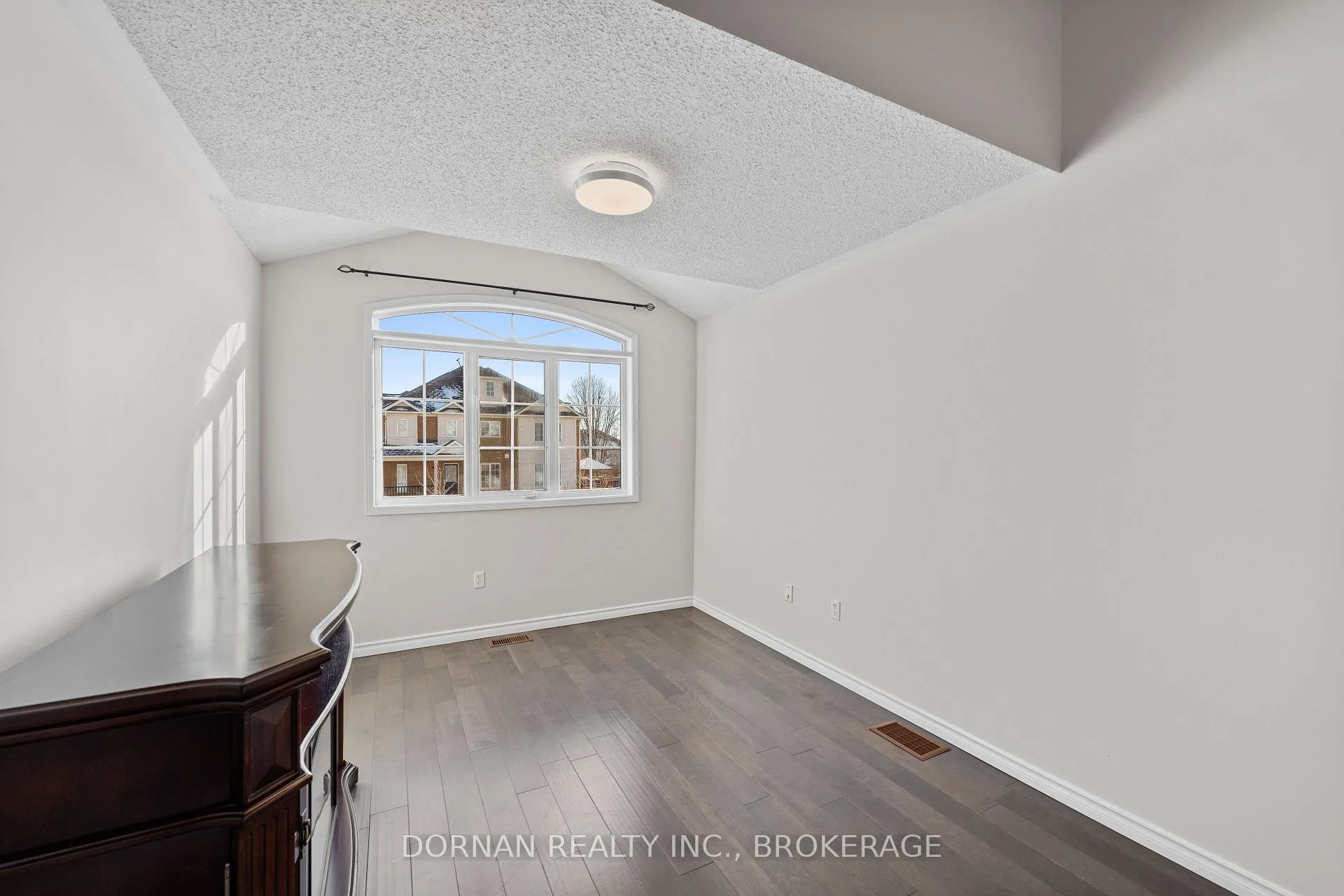 Photo 19 of 26 Candlebrook Drive, Whitby, Pringle Creek — HOMEH
