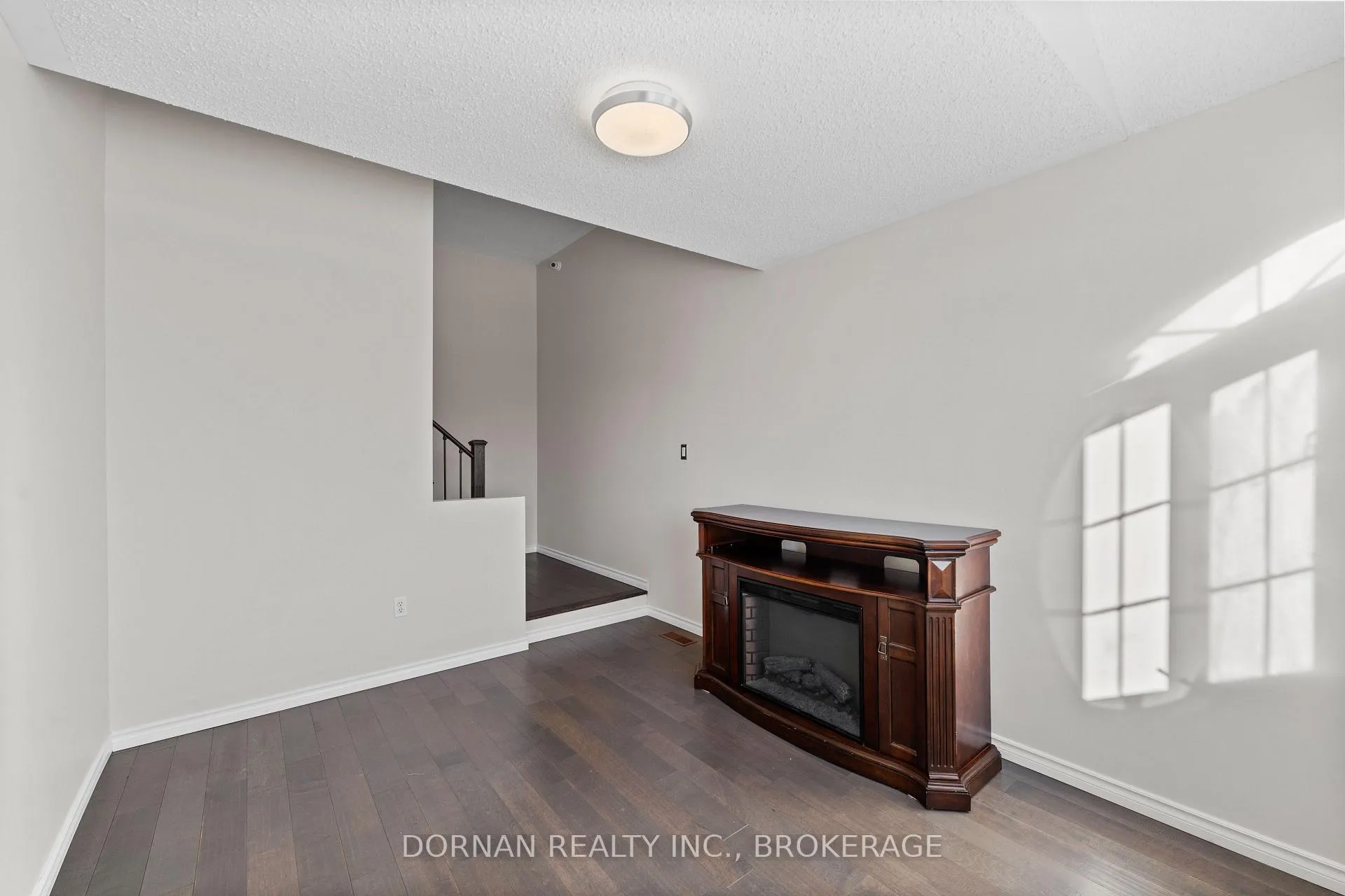 Photo 20 of 26 Candlebrook Drive, Whitby, Pringle Creek — HOMEH