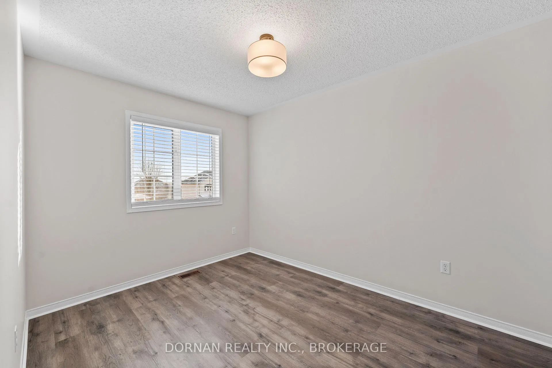 Photo 21 of 26 Candlebrook Drive, Whitby, Pringle Creek — HOMEH