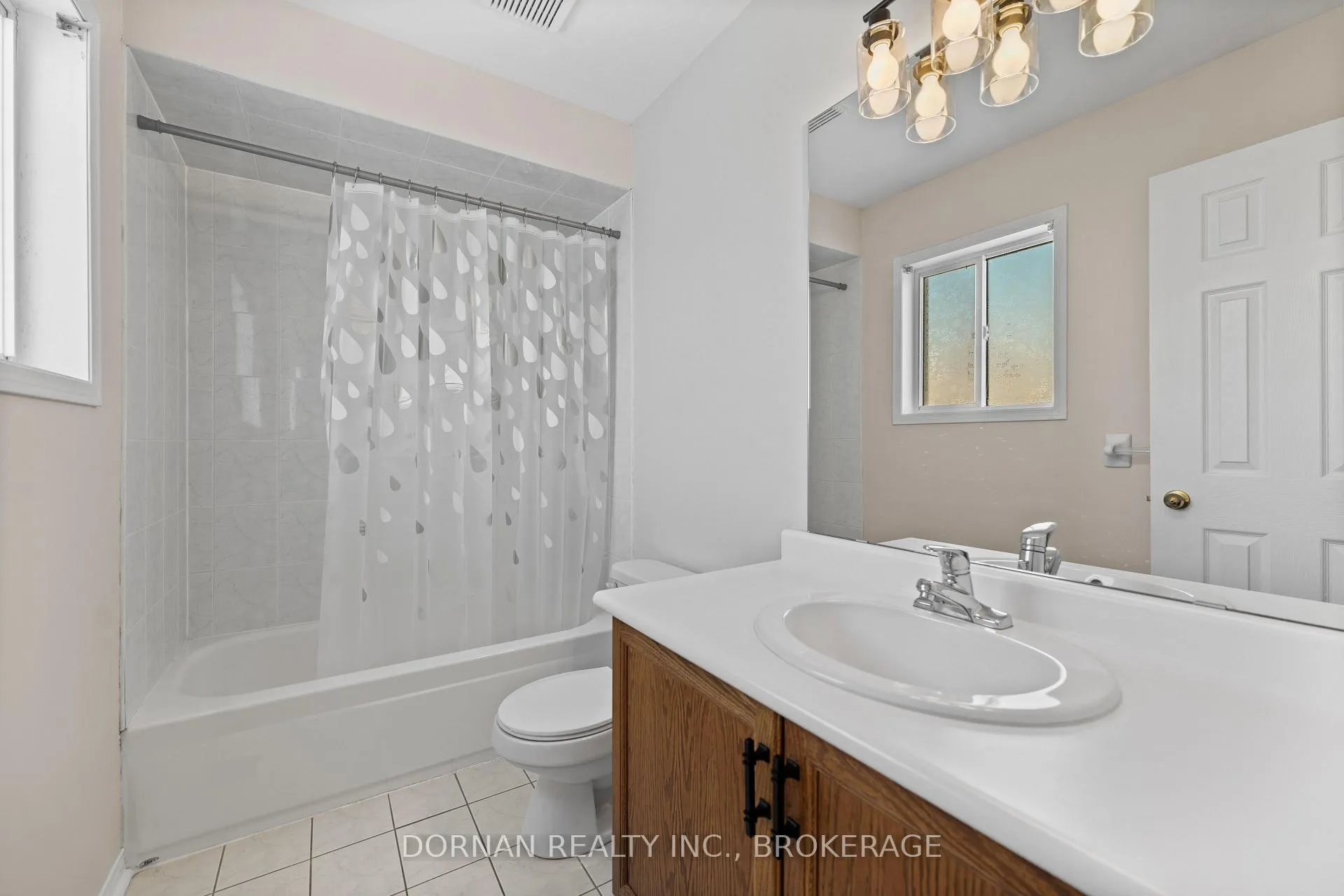Photo 28 of 26 Candlebrook Drive, Whitby, Pringle Creek — HOMEH