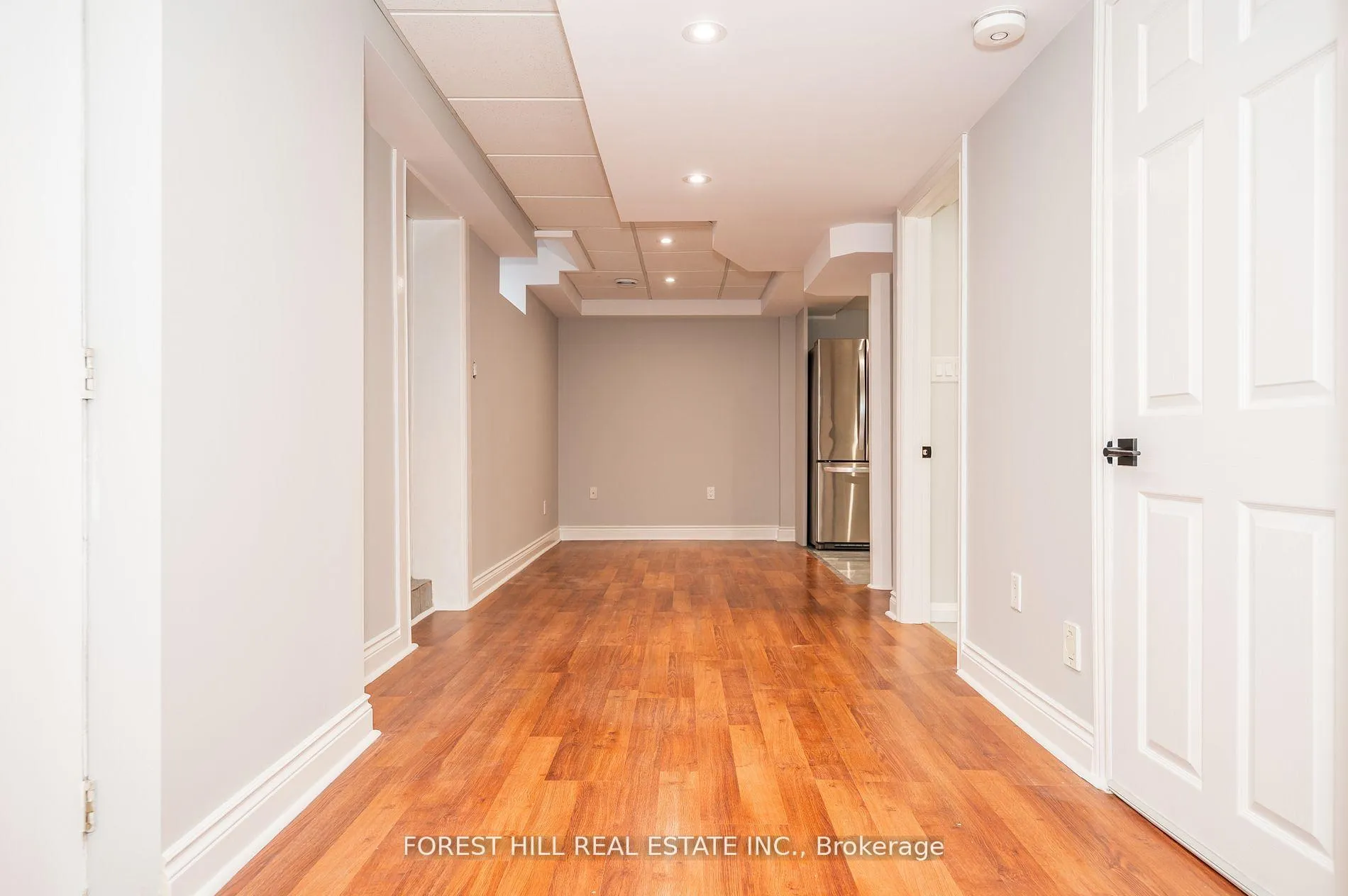 Photo 5 of Unit Lower, 182 Fossil Hill Road, Vaughan, Vellore Village — HOMEH