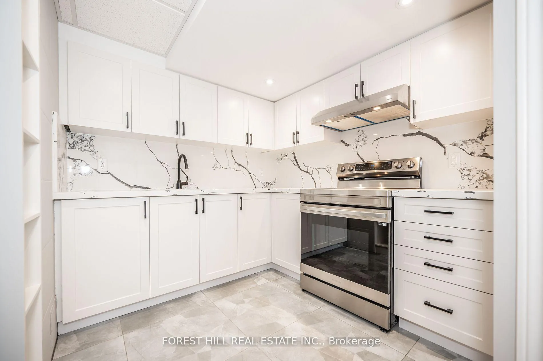 Photo 8 of Unit Lower, 182 Fossil Hill Road, Vaughan, Vellore Village — HOMEH