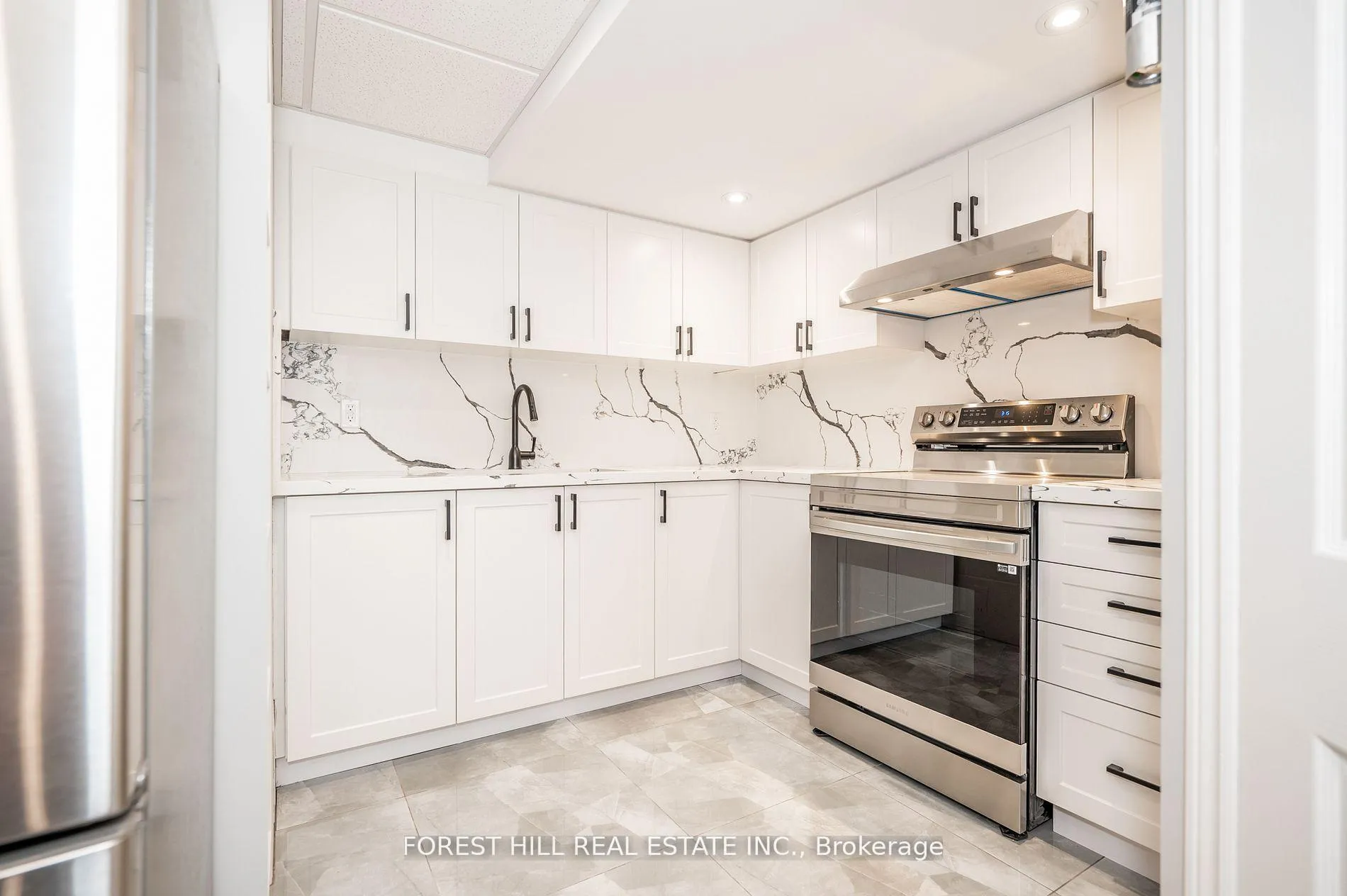 Photo 9 of Unit Lower, 182 Fossil Hill Road, Vaughan, Vellore Village — HOMEH