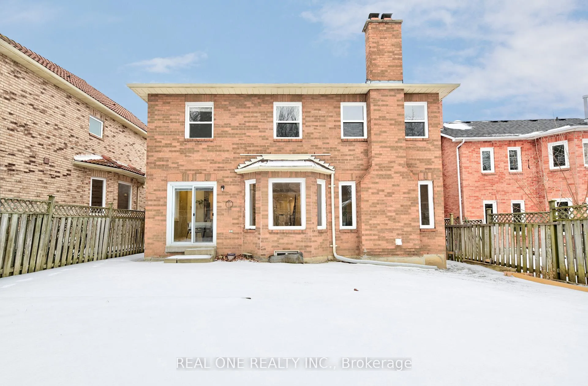 Photo 12 of 90 Morrison Crescent, Markham, Buttonville — HOMEH