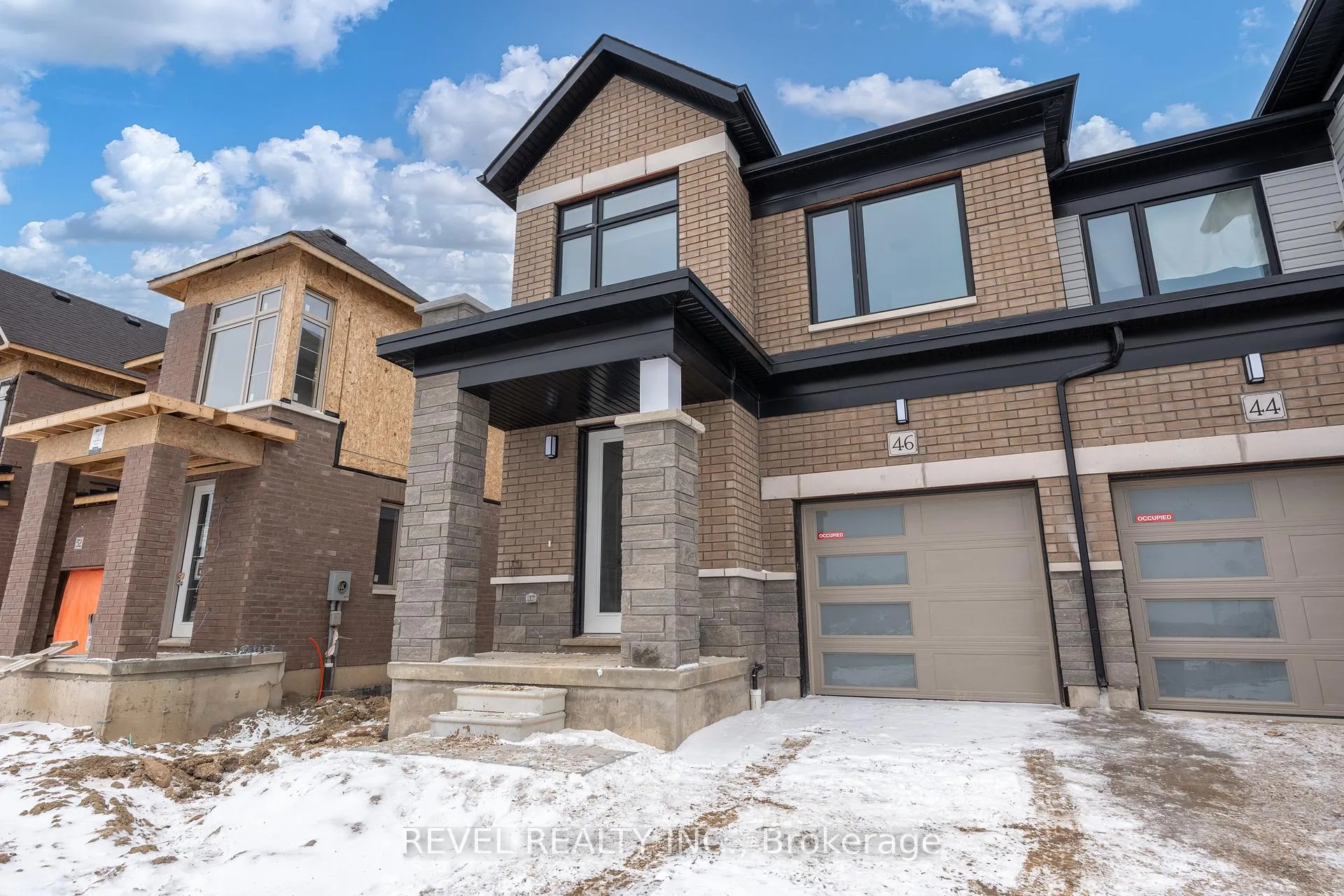 Photo 4 of 46 Blain Drive, Hamilton, Binbrook — HOMEH