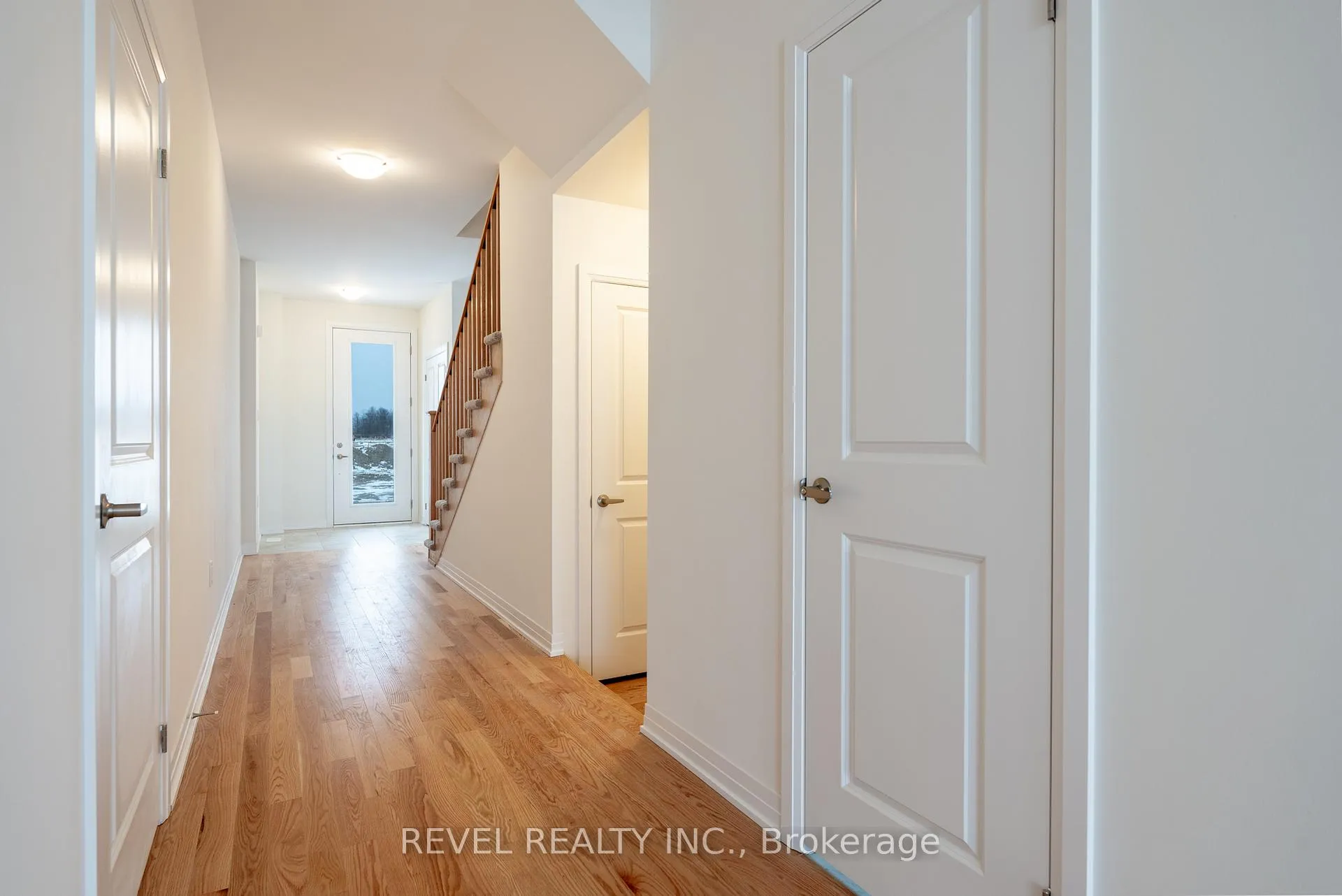 Photo 7 of 46 Blain Drive, Hamilton, Binbrook — HOMEH
