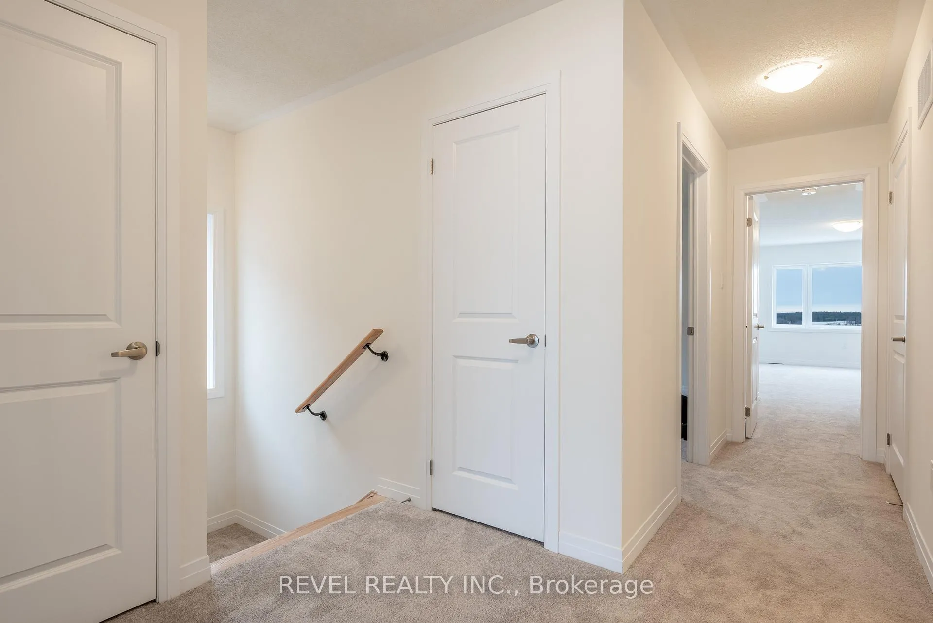Photo 23 of 46 Blain Drive, Hamilton, Binbrook — HOMEH