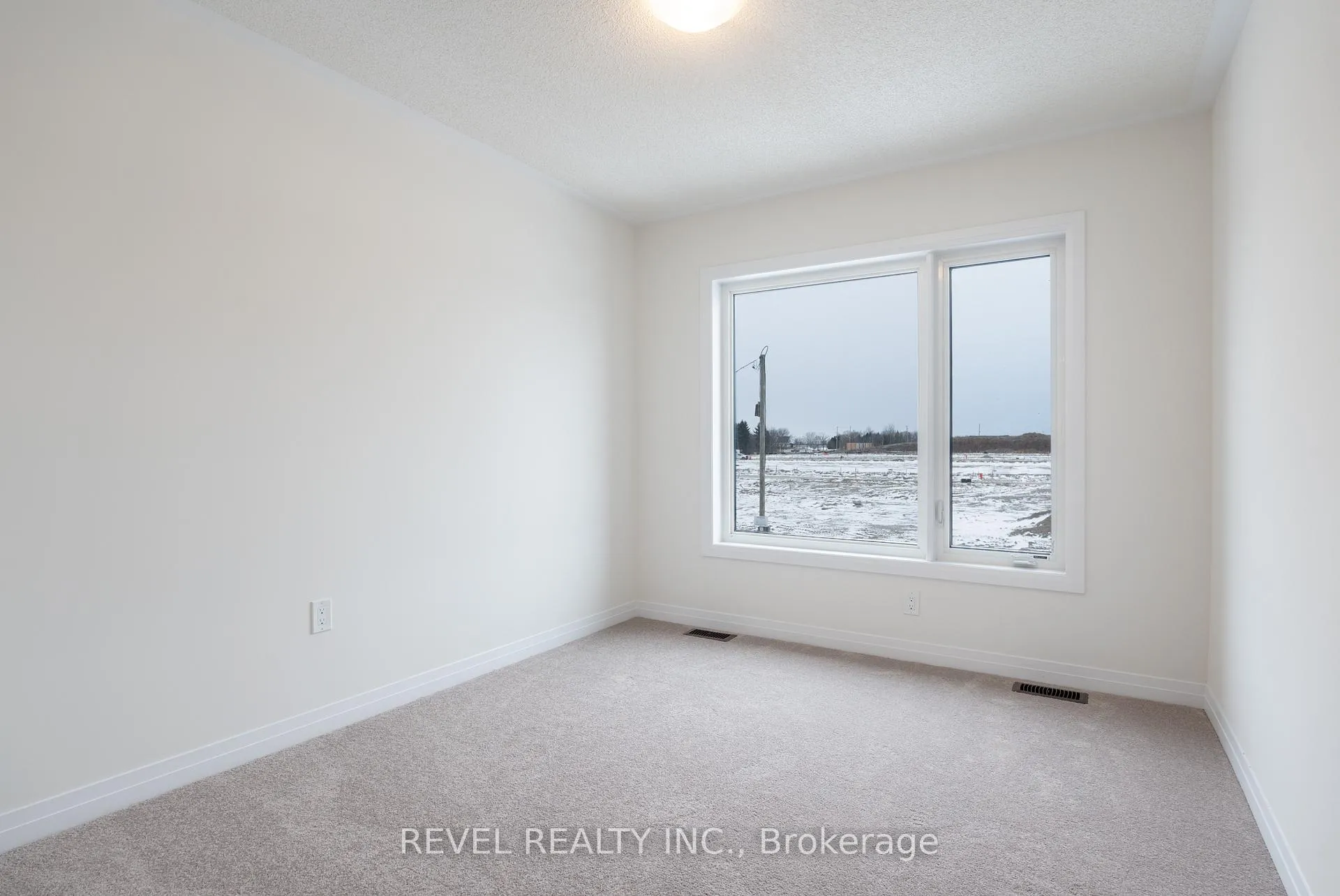 Photo 32 of 46 Blain Drive, Hamilton, Binbrook — HOMEH