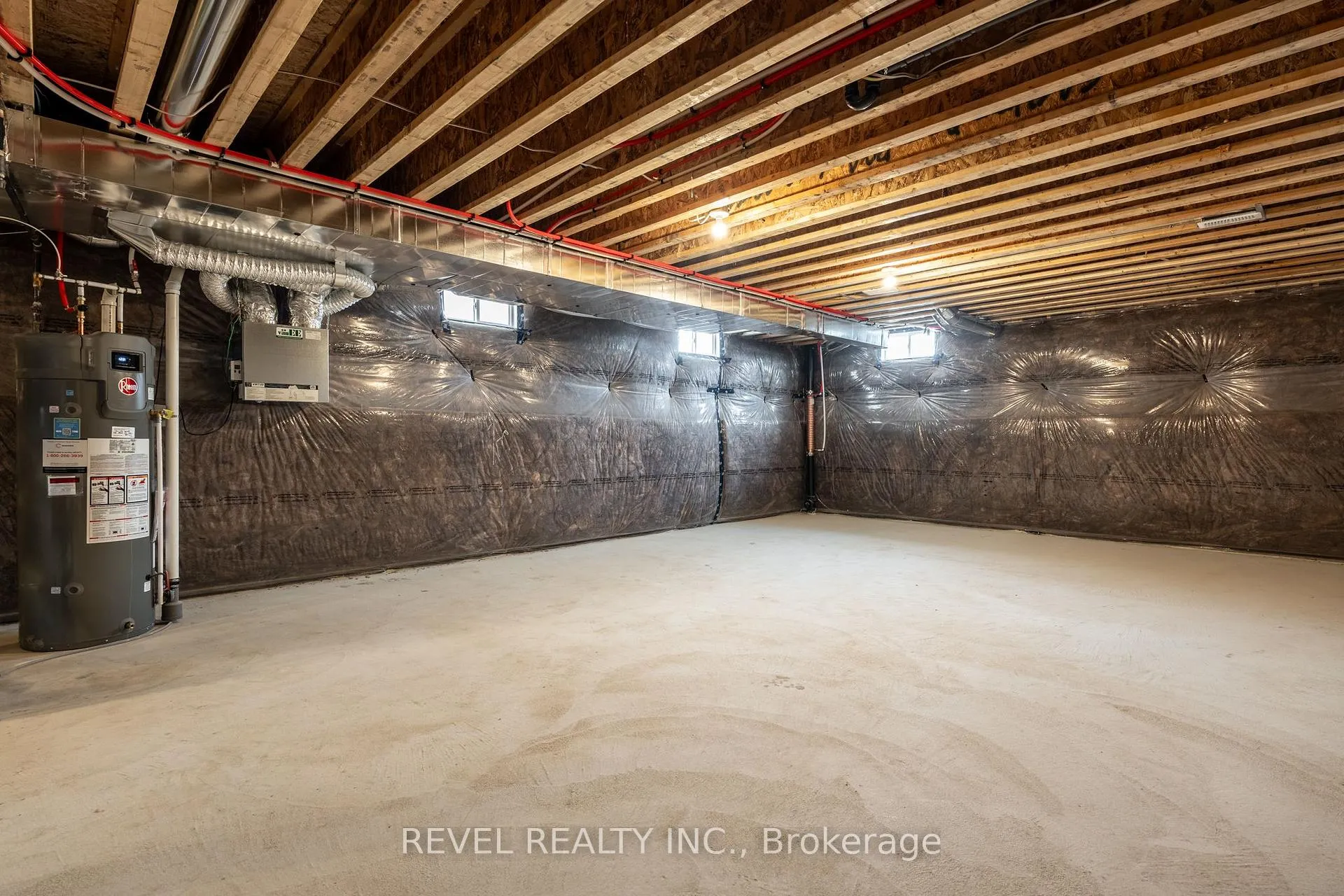 Photo 39 of 46 Blain Drive, Hamilton, Binbrook — HOMEH