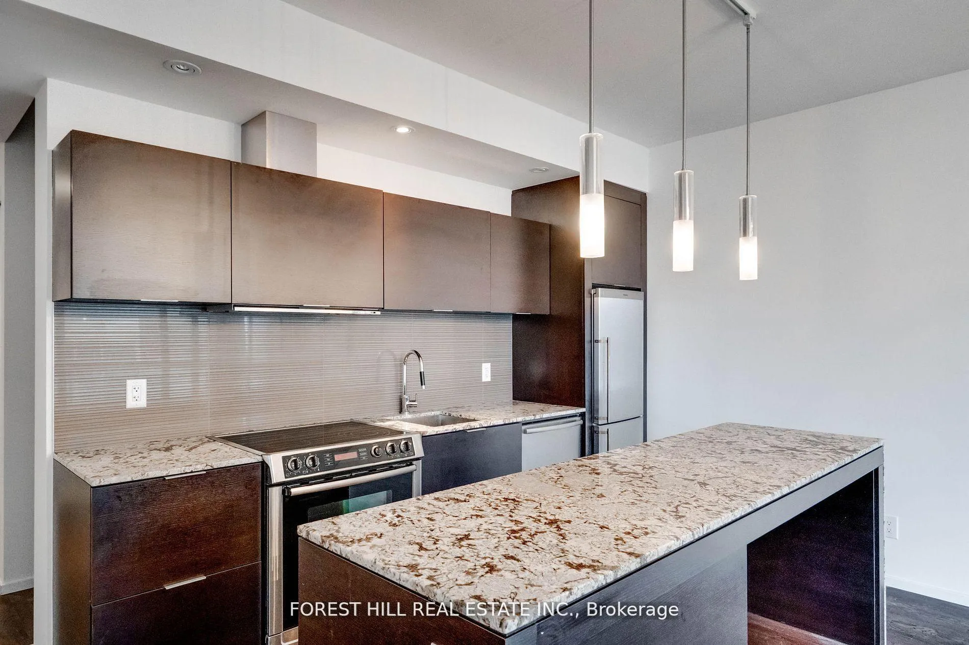 Photo 2 of Unit 1301, 8 Charlotte Street, Toronto, Waterfront Communities — HOMEH
