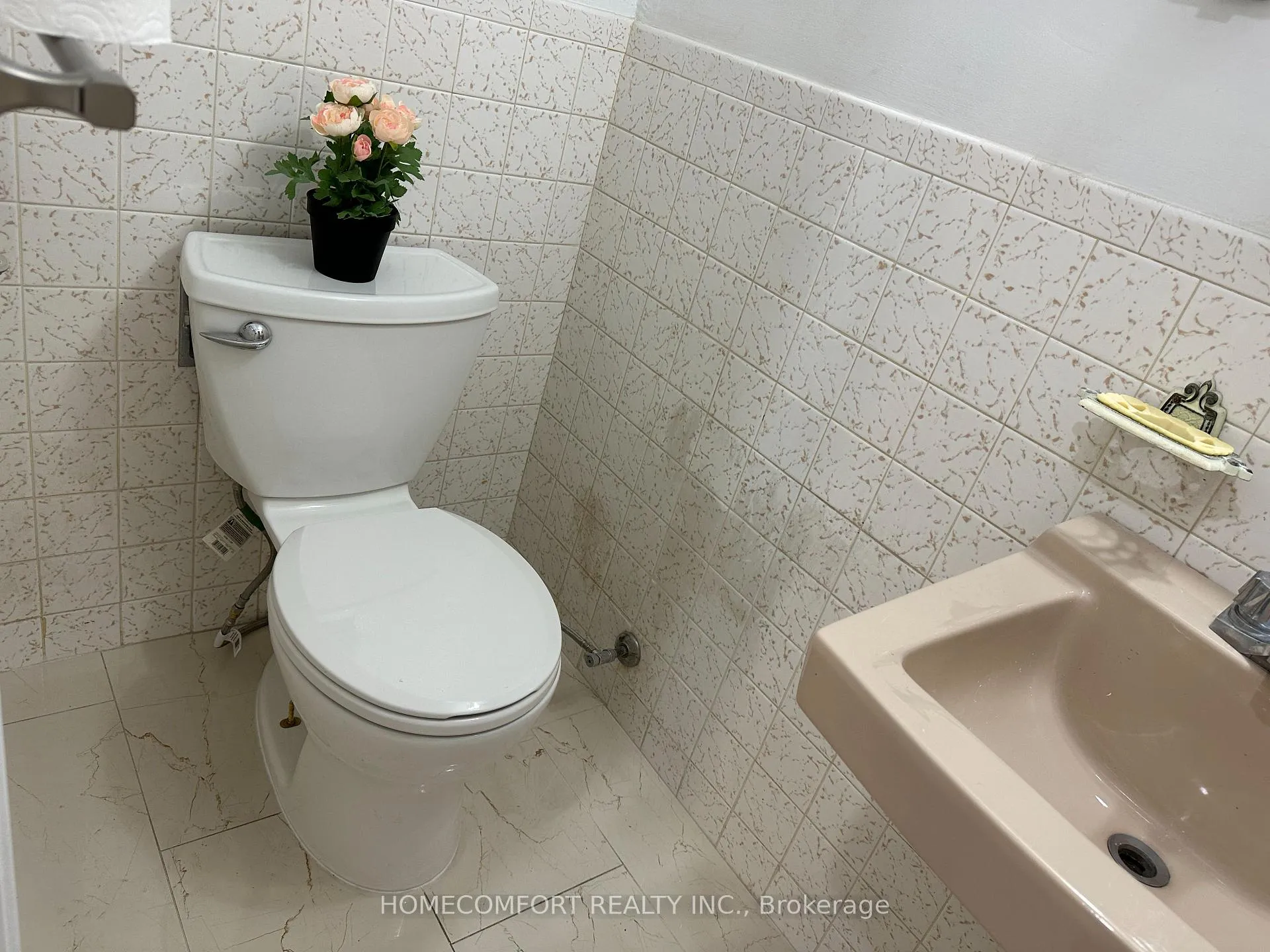 Photo 12 of 36 Coral Harbour Crescent, Markham, Bayview Fairway-Bayview Country Club Estates — HOMEH