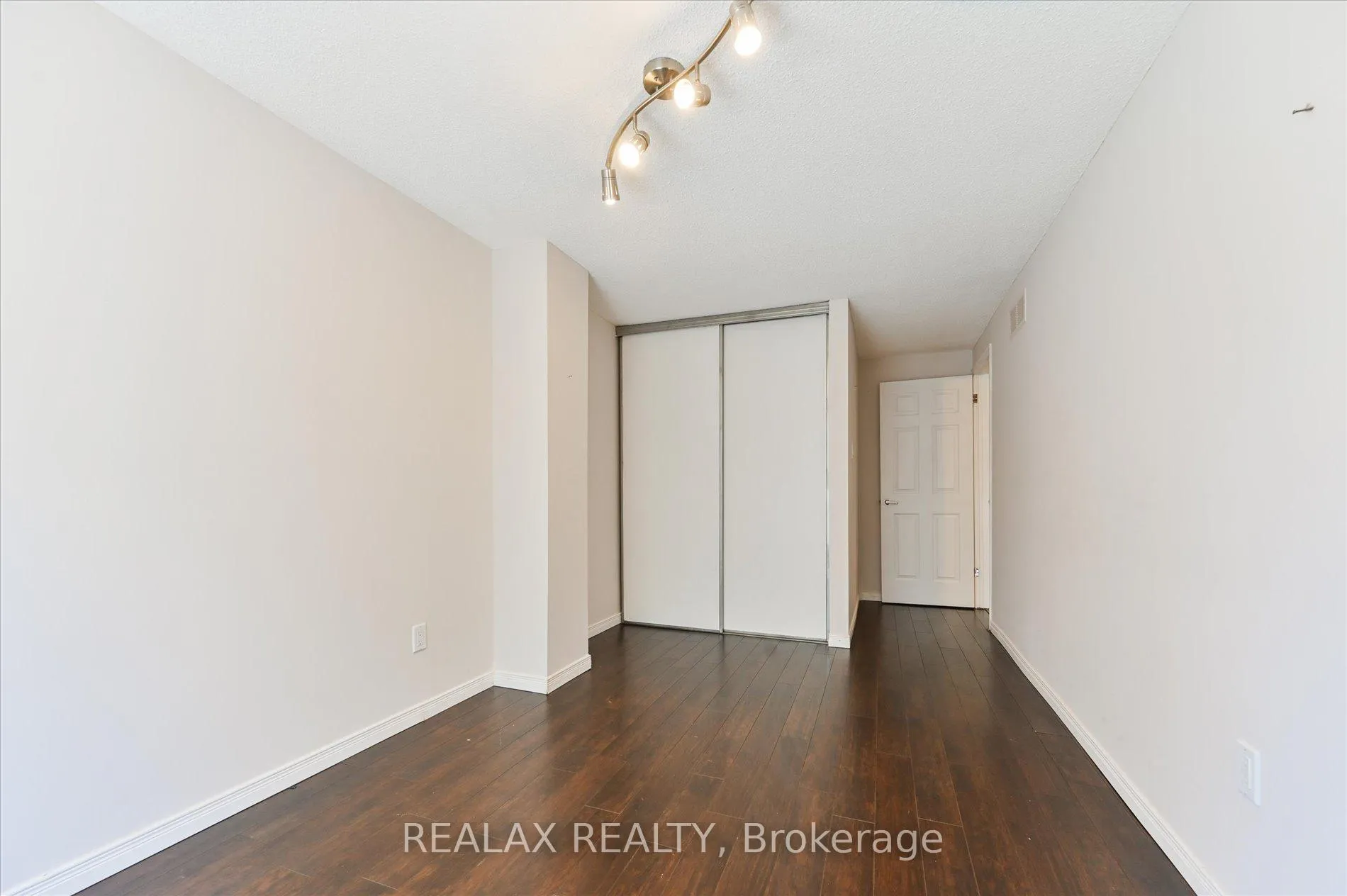 Photo 19 of 6 Kindale Way, Markham, Royal Orchard — HOMEH
