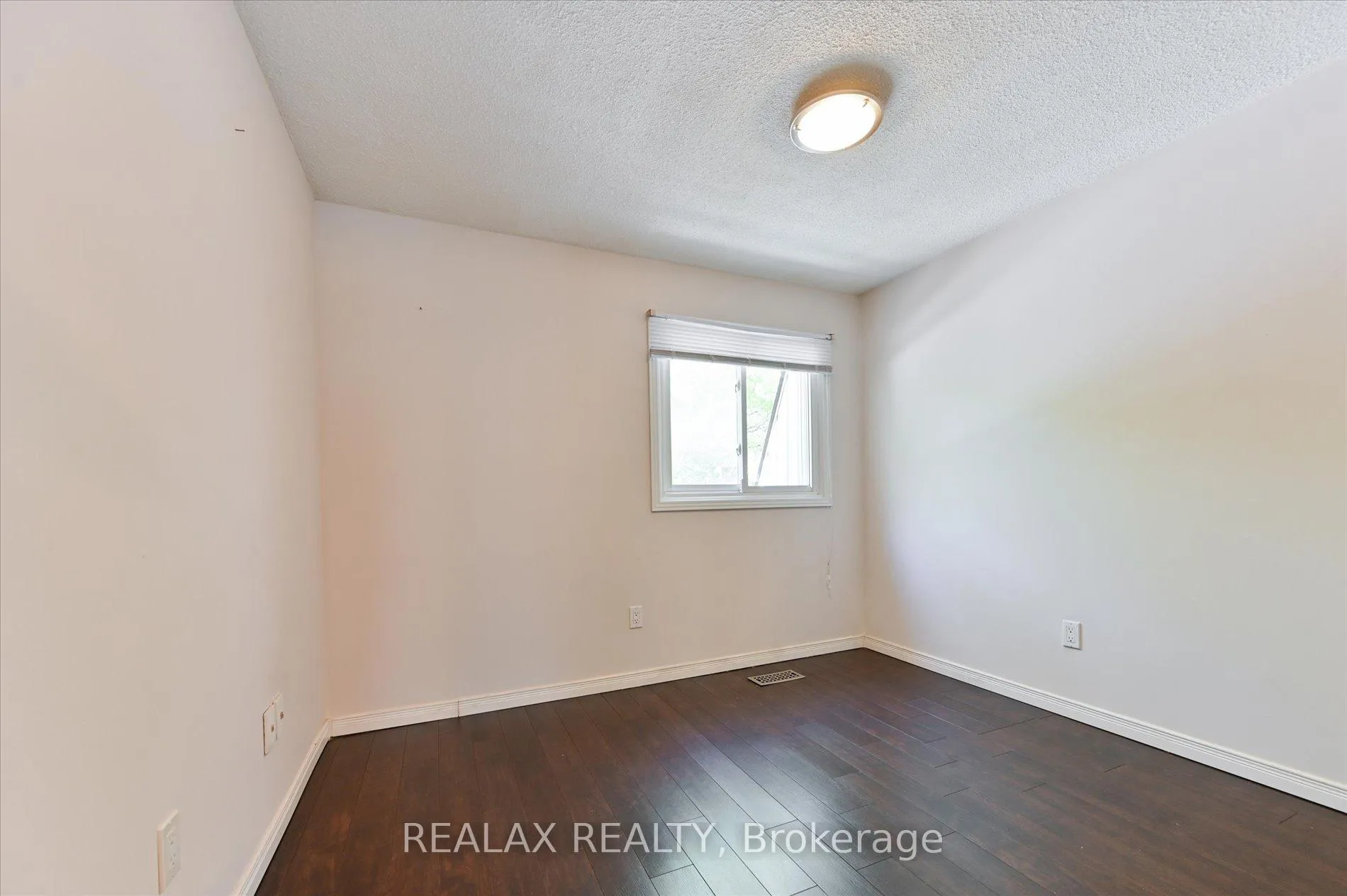 Photo 21 of 6 Kindale Way, Markham, Royal Orchard — HOMEH