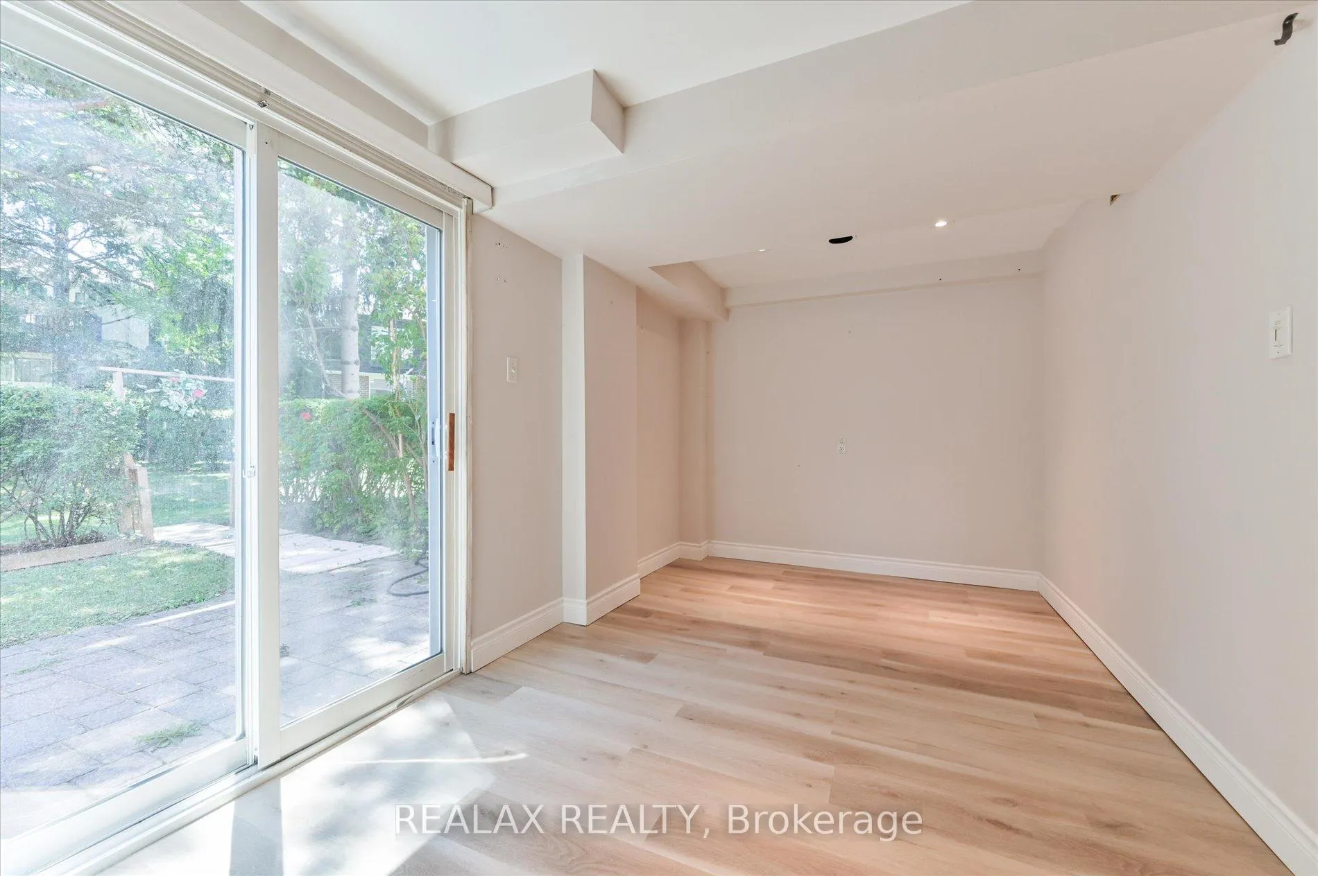 Photo 25 of 6 Kindale Way, Markham, Royal Orchard — HOMEH