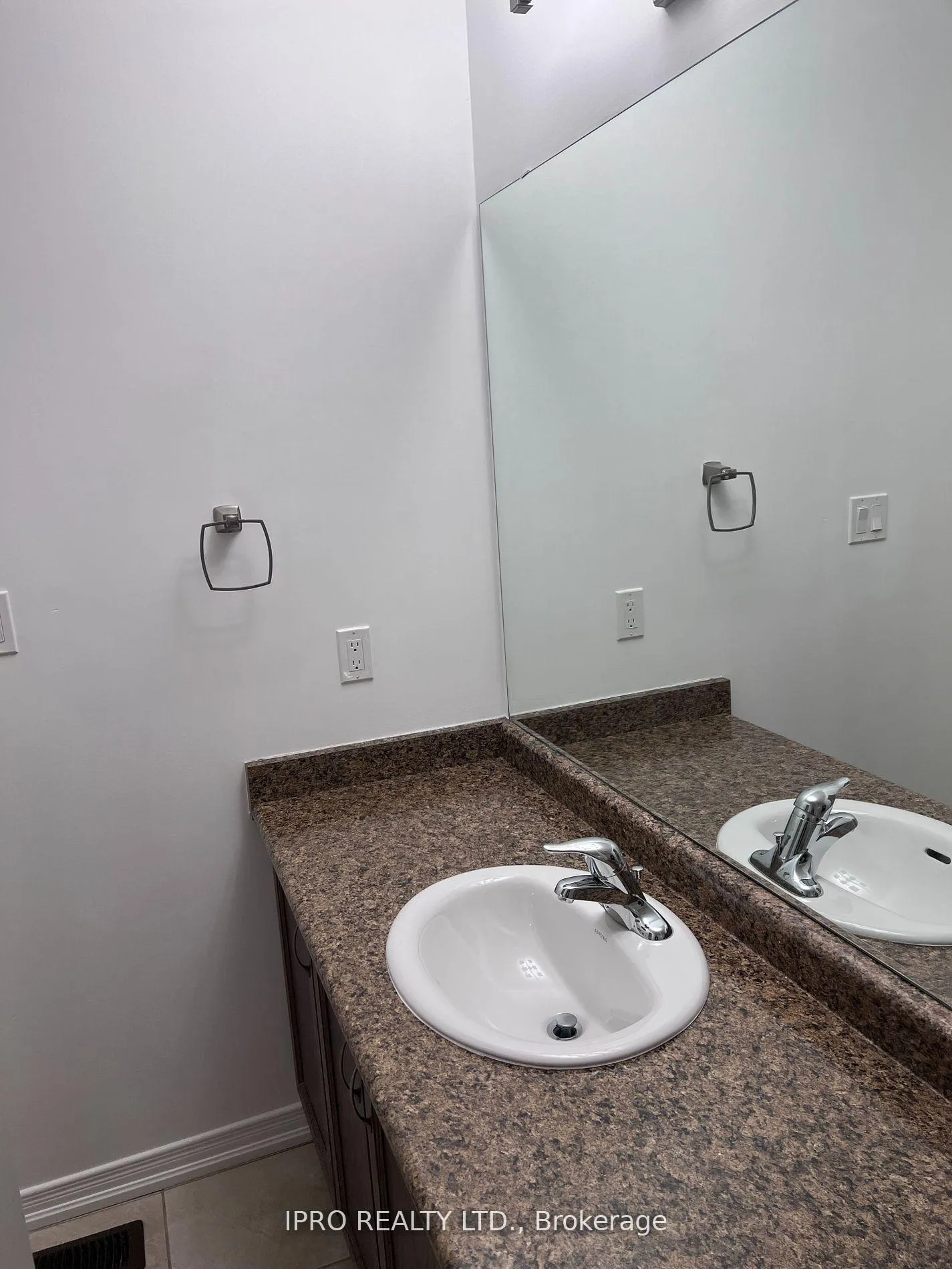 Photo 19 of 105 Magpie Way, Whitby, Blue Grass Meadows — HOMEH