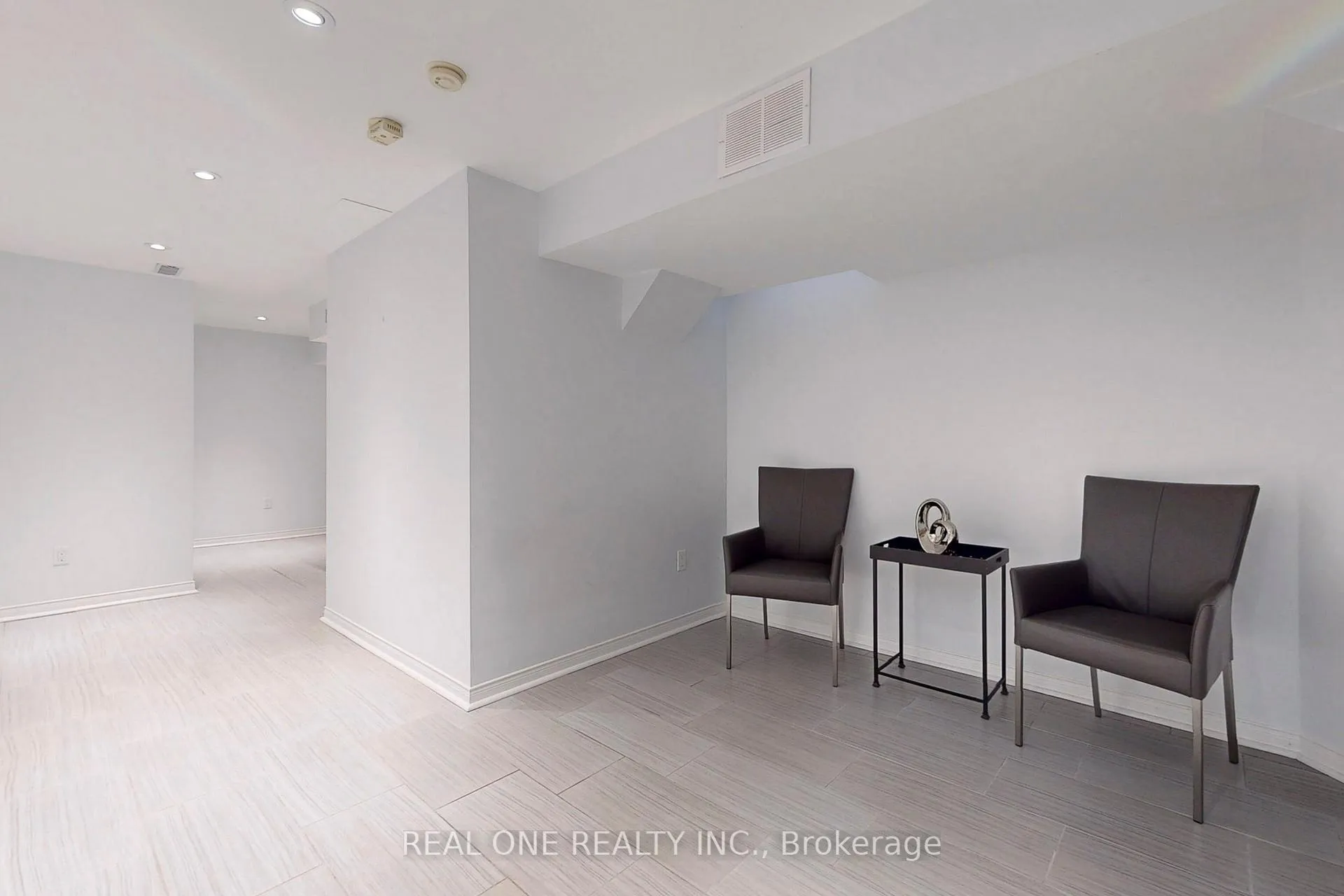 Photo 35 of 252 Stonebridge Drive, Markham, Berczy — HOMEH