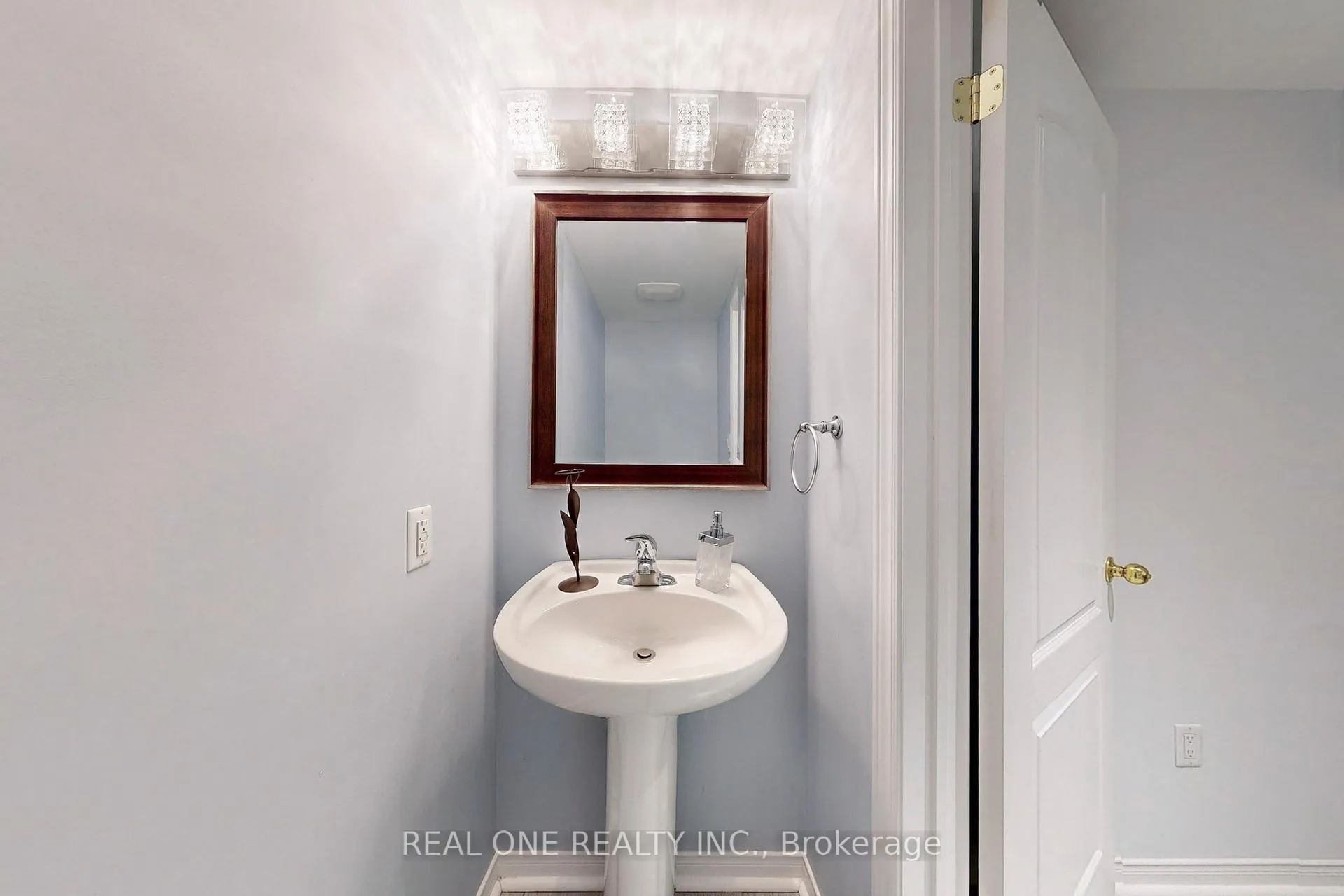 Photo 40 of 252 Stonebridge Drive, Markham, Berczy — HOMEH