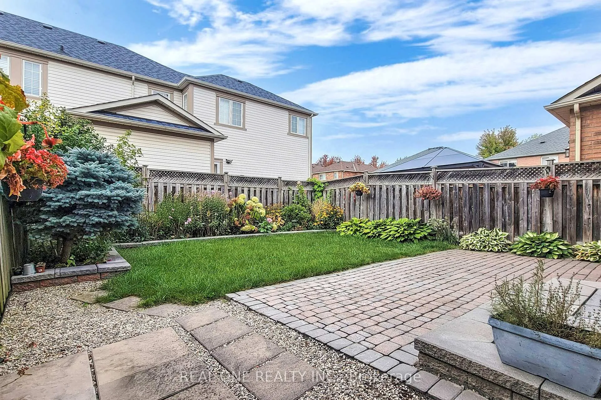 Photo 45 of 252 Stonebridge Drive, Markham, Berczy — HOMEH