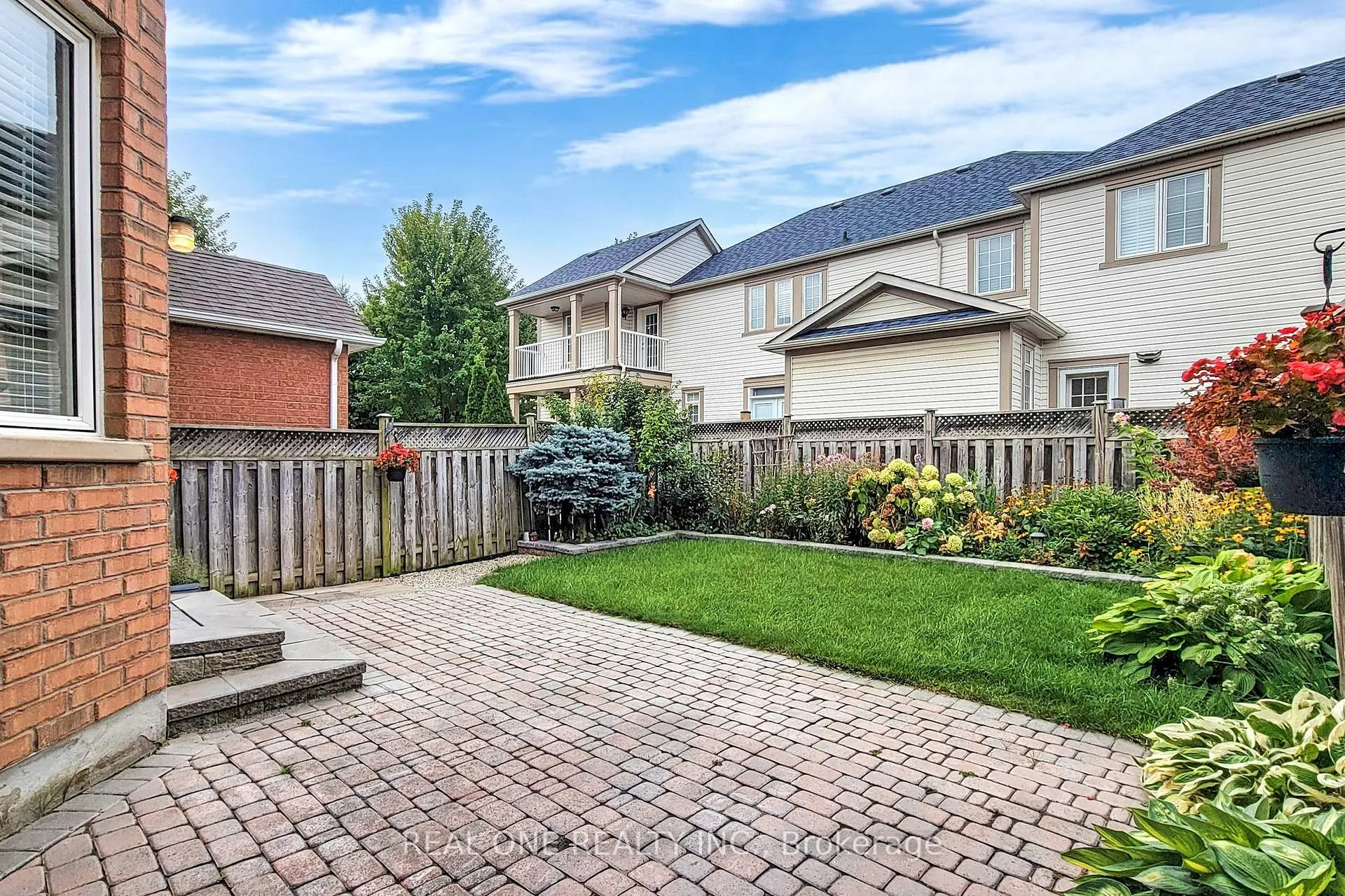 Photo 46 of 252 Stonebridge Drive, Markham, Berczy — HOMEH