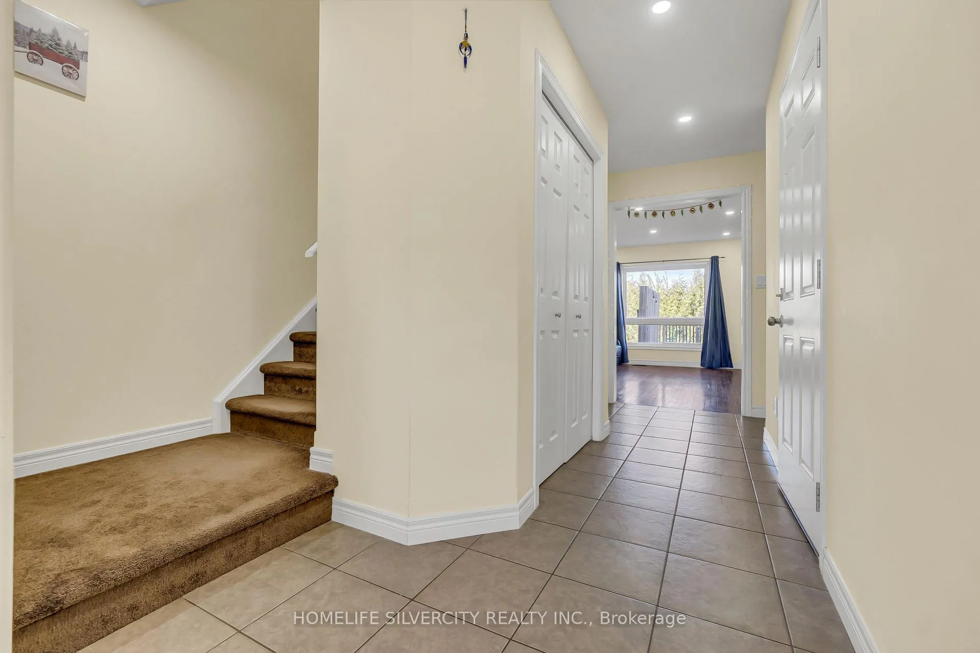 Photo 4 of 19 Dougall Street, Guelph, Grange Road — HOMEH