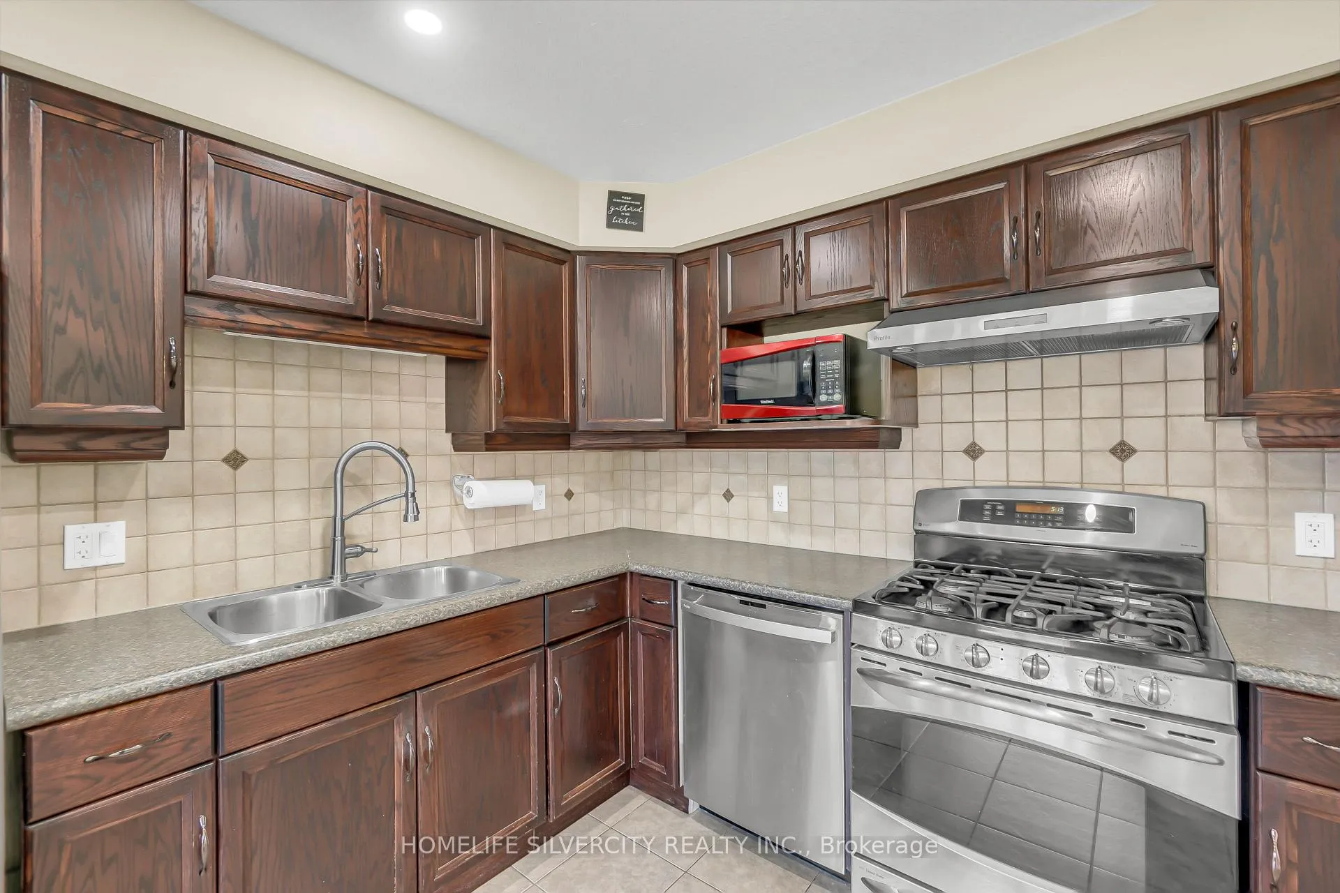 Photo 8 of 19 Dougall Street, Guelph, Grange Road — HOMEH