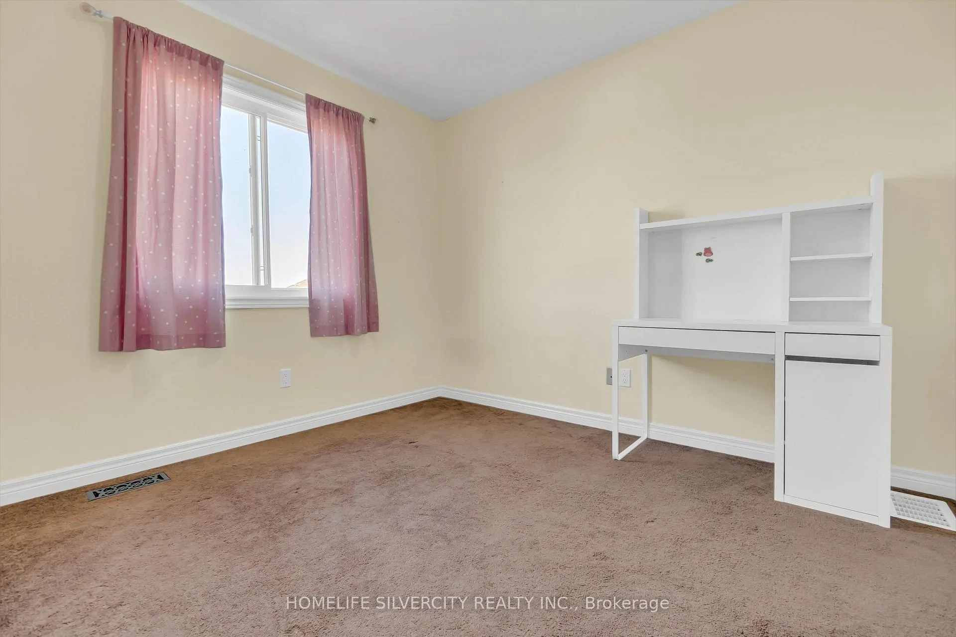 Photo 18 of 19 Dougall Street, Guelph, Grange Road — HOMEH