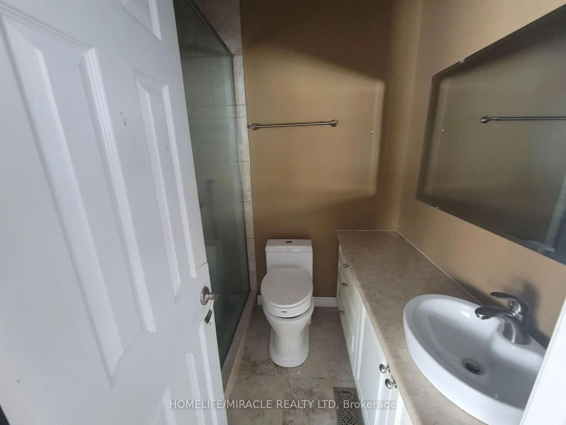 Photo 14 of 1580 Beaverdale Road, Cambridge — HOMEH