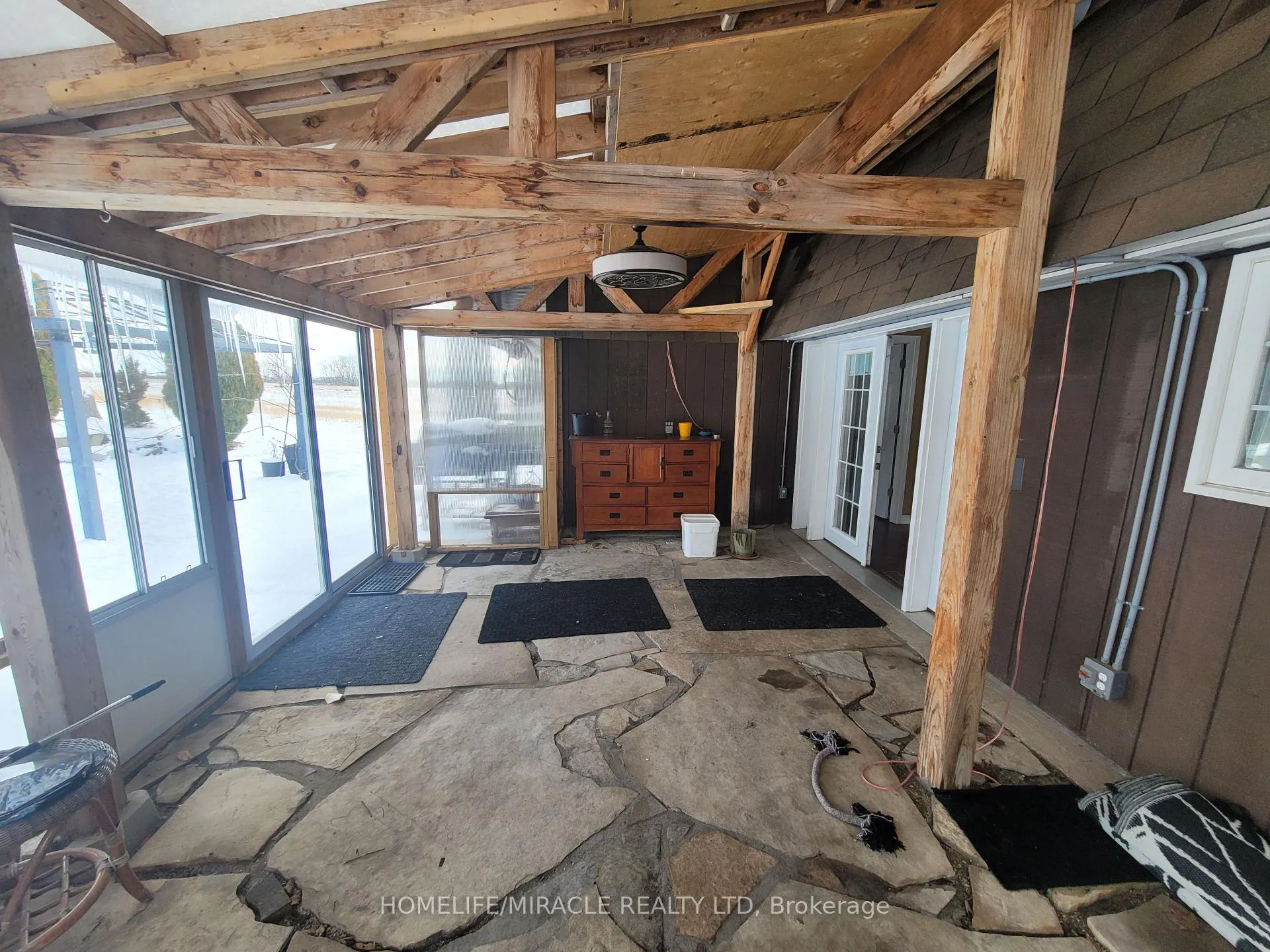 Photo 18 of 1580 Beaverdale Road, Cambridge — HOMEH