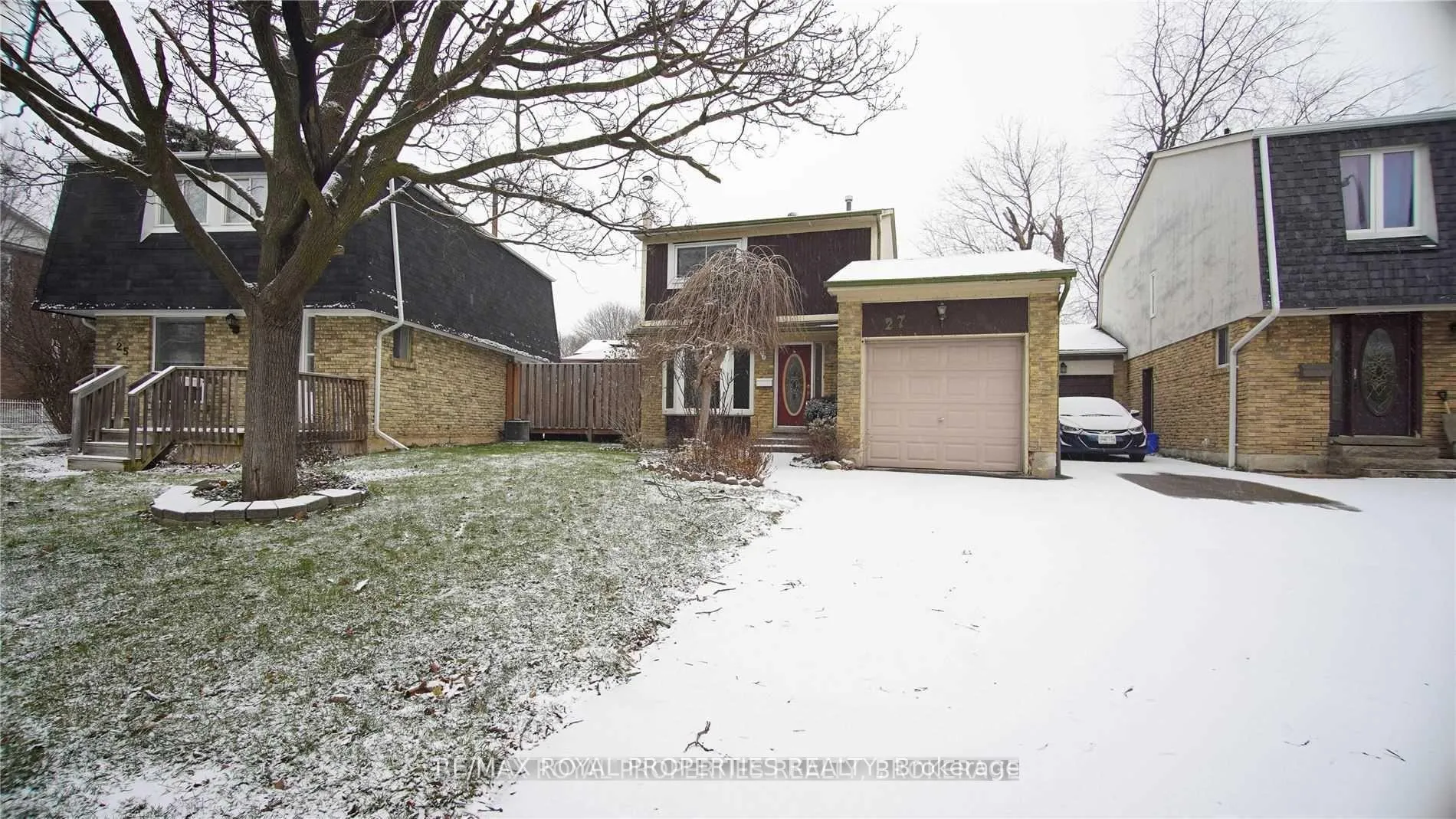 Photo 1 of 27 Ivanic Court, Whitby, Pringle Creek — HOMEH