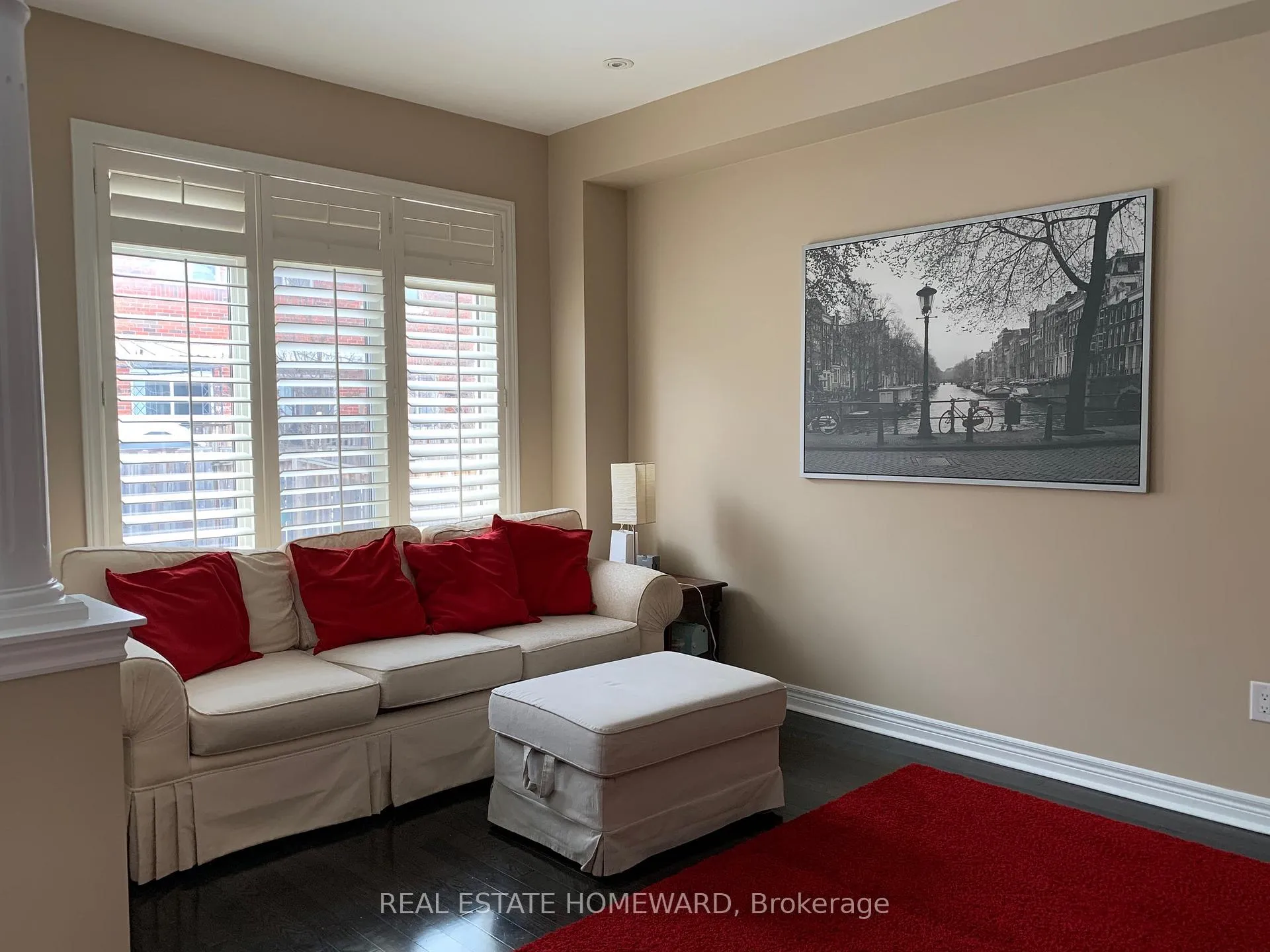 Photo 2 of 40 Littleriver Court, Vaughan, Patterson — HOMEH