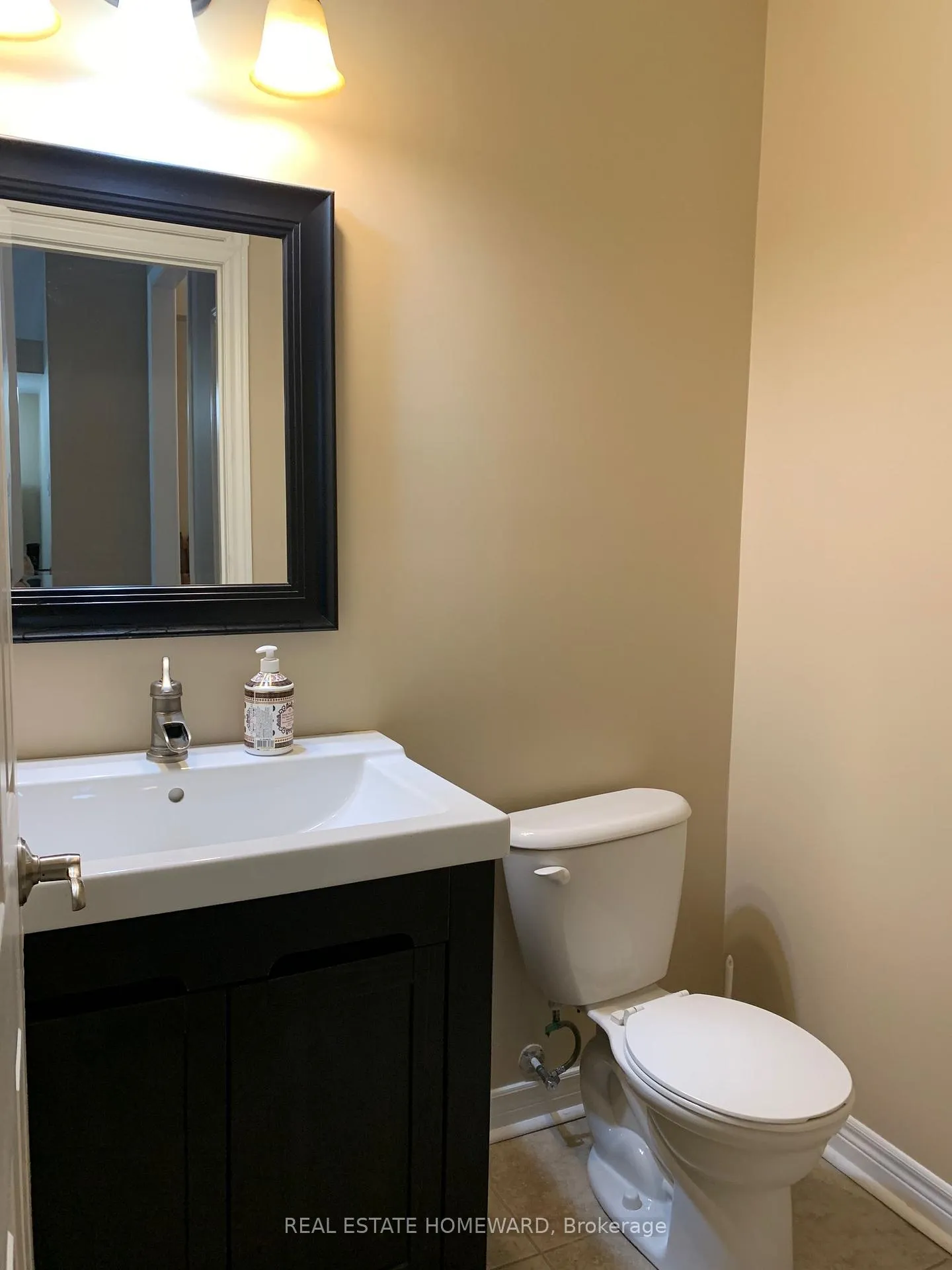 Photo 10 of 40 Littleriver Court, Vaughan, Patterson — HOMEH