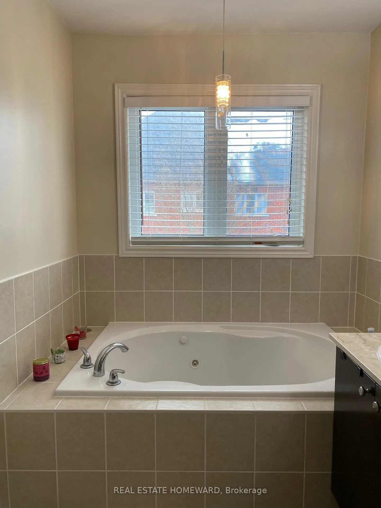 Photo 15 of 40 Littleriver Court, Vaughan, Patterson — HOMEH