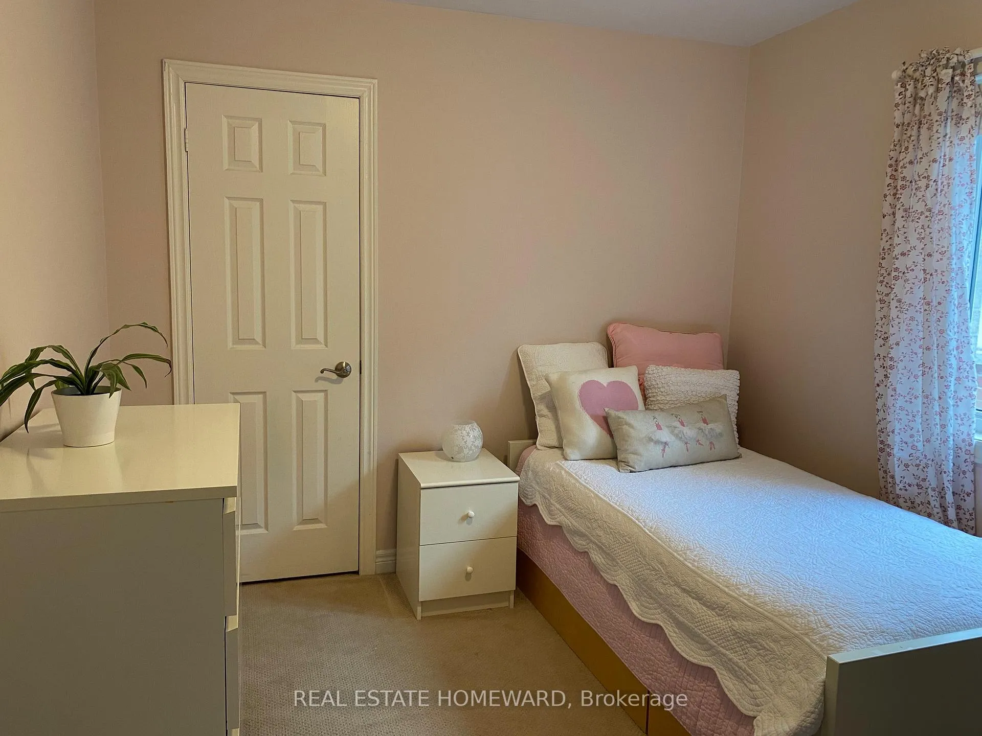 Photo 20 of 40 Littleriver Court, Vaughan, Patterson — HOMEH