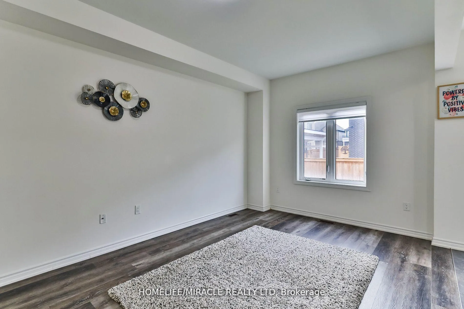 Photo 8 of 133 Flagg Avenue, Brant, Paris — HOMEH