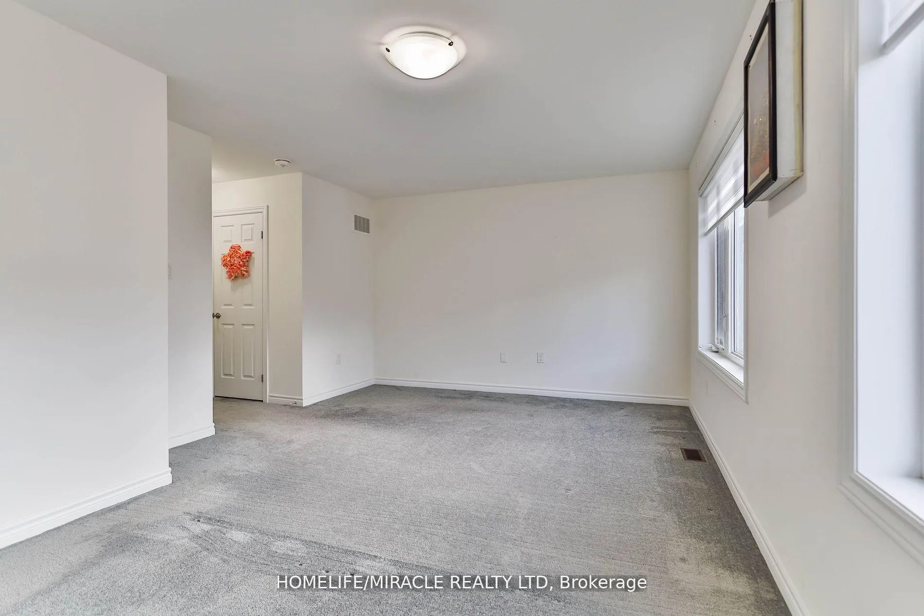 Photo 17 of 133 Flagg Avenue, Brant, Paris — HOMEH