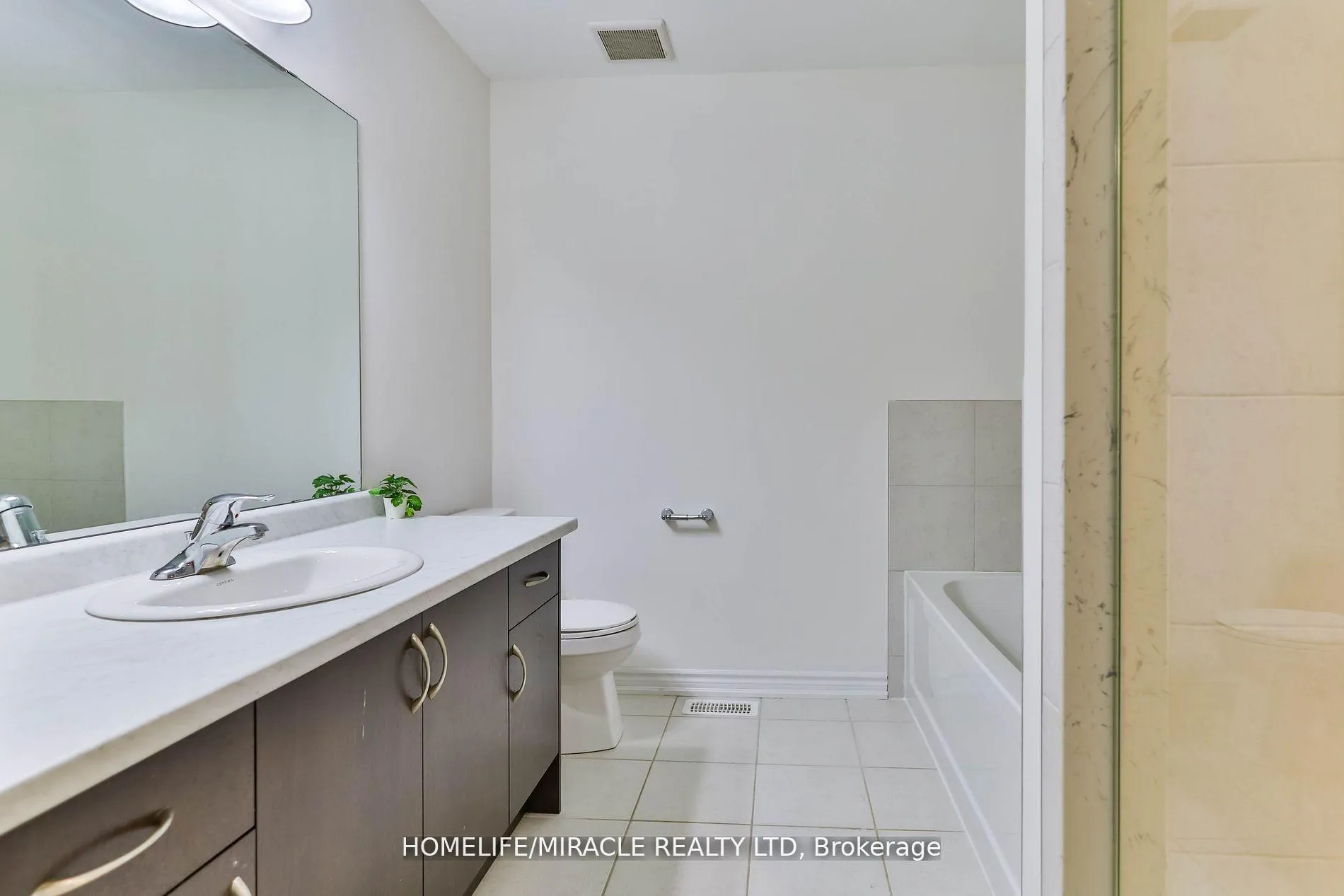 Photo 19 of 133 Flagg Avenue, Brant, Paris — HOMEH