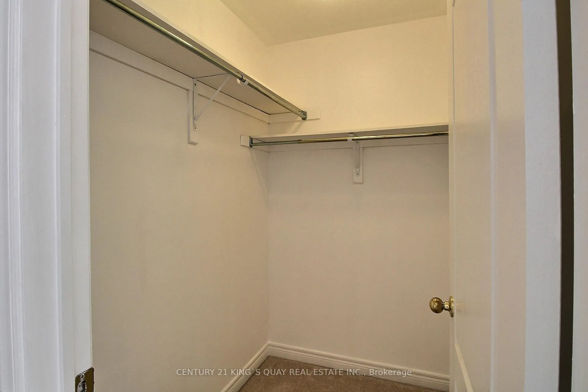 Photo 11 of 82 Apple Blossom Drive, Vaughan, Patterson — HOMEH