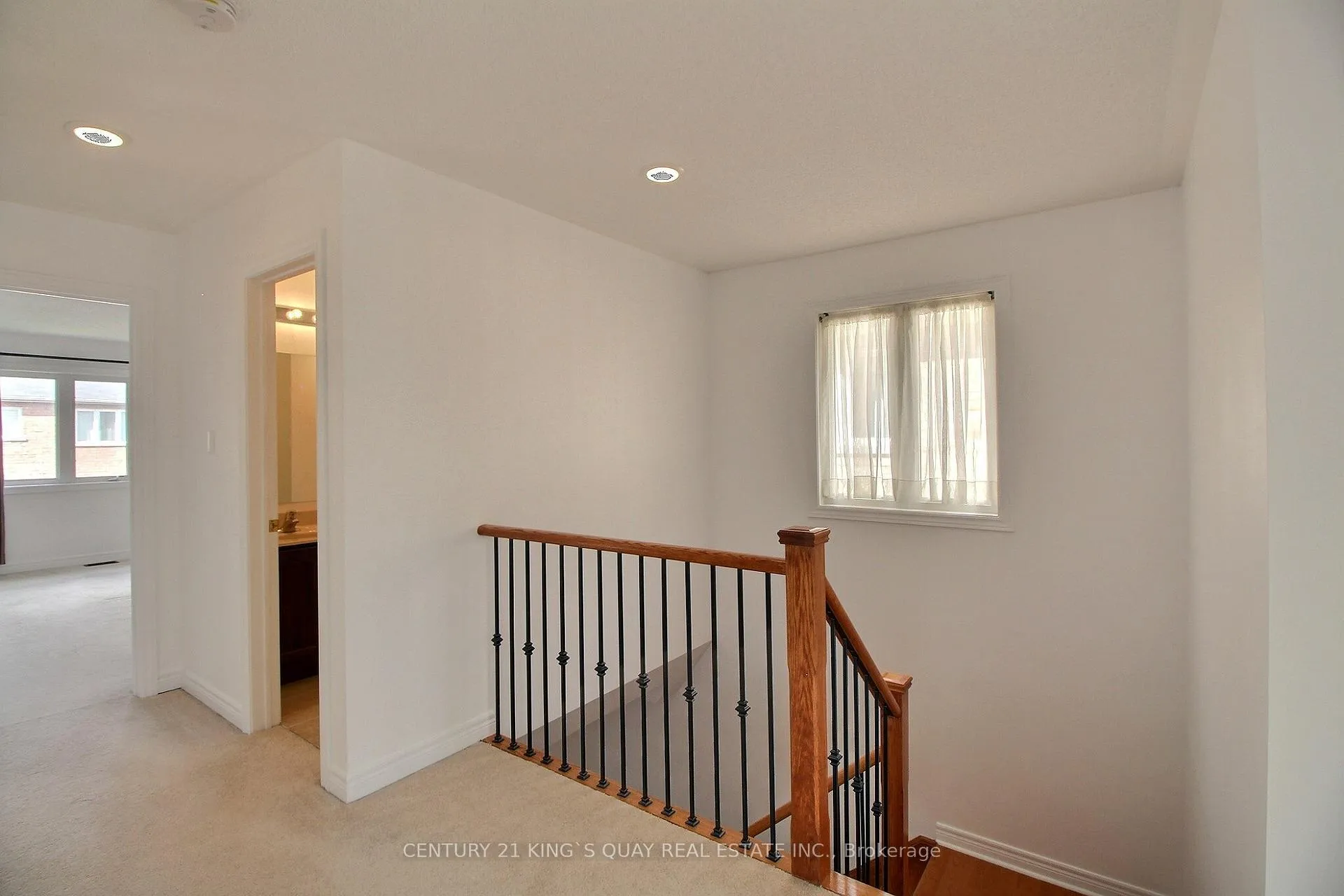 Photo 12 of 82 Apple Blossom Drive, Vaughan, Patterson — HOMEH