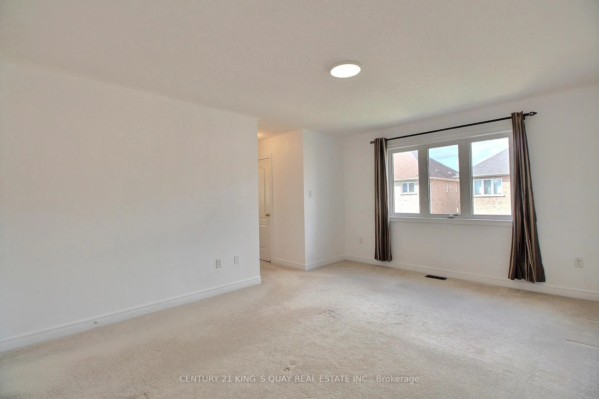Photo 20 of 82 Apple Blossom Drive, Vaughan, Patterson — HOMEH