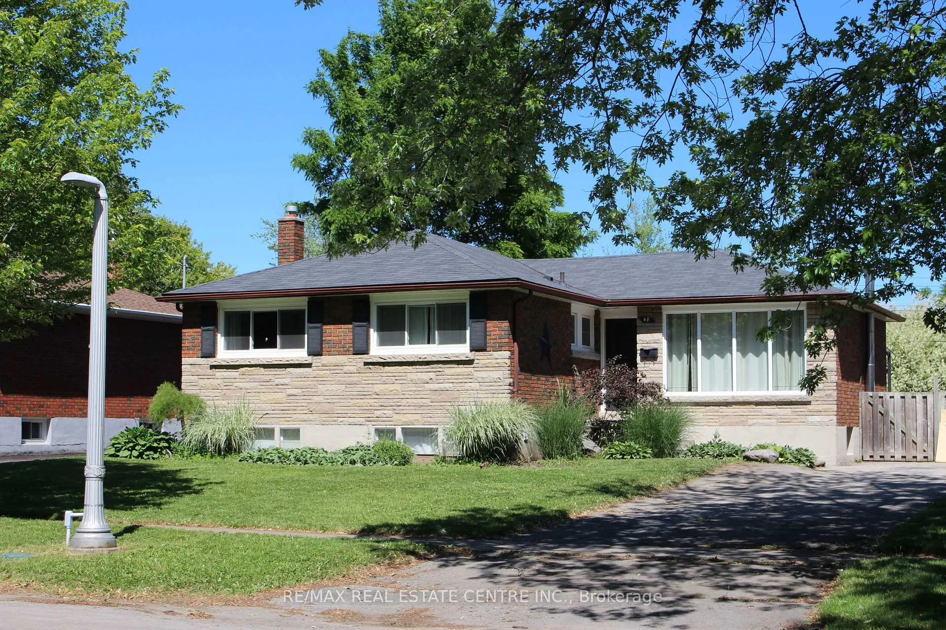 Front of 48 Barron Street