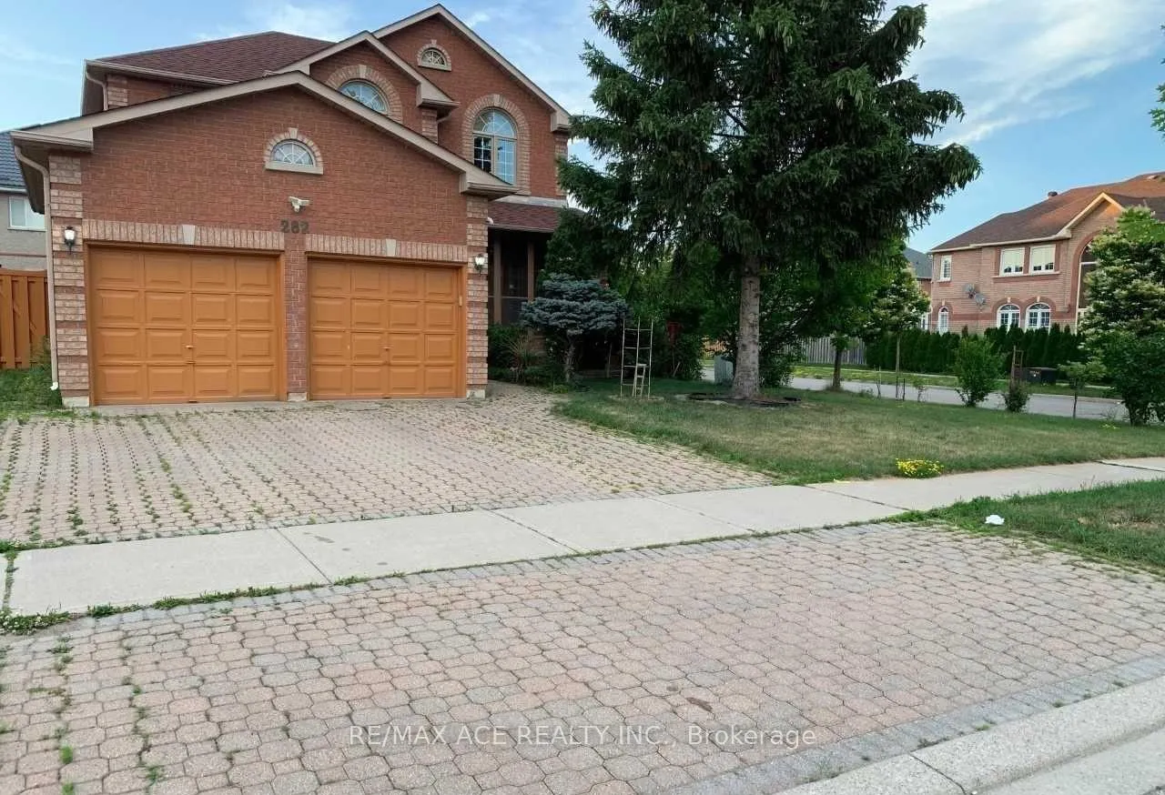Front of Unit Upper, 282 Highglen Avenue