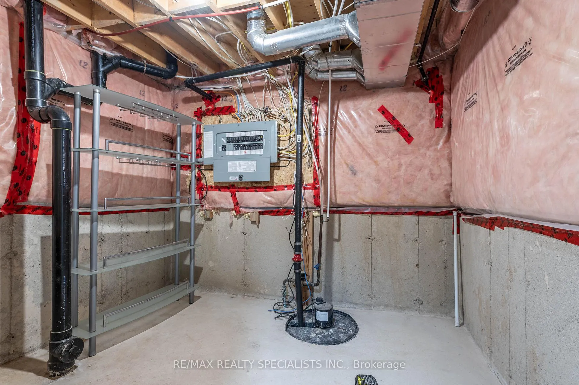 Photo 34 of 157 Windwood Drive, Hamilton, Binbrook — HOMEH