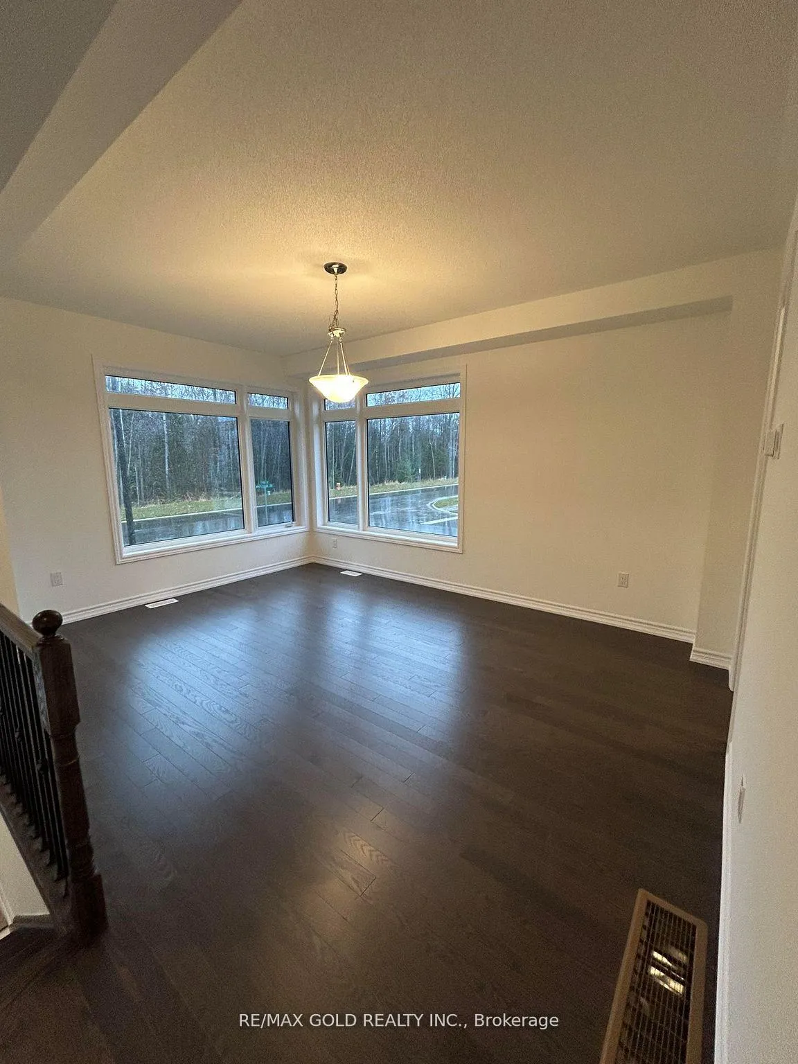 Photo 4 of 150 Mapleside Drive, Wasaga Beach — HOMEH